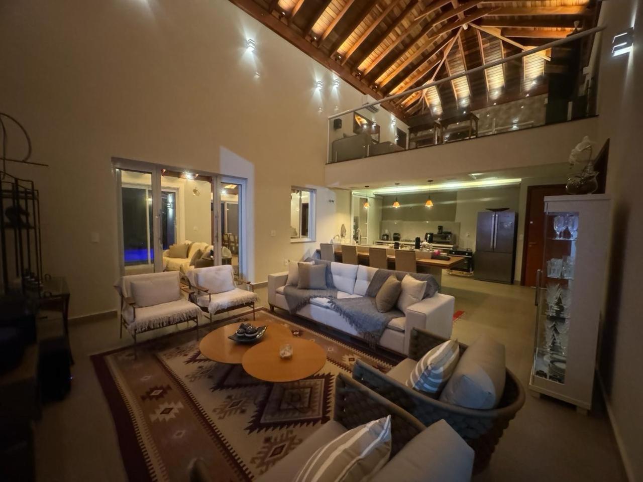 Villa photo 1