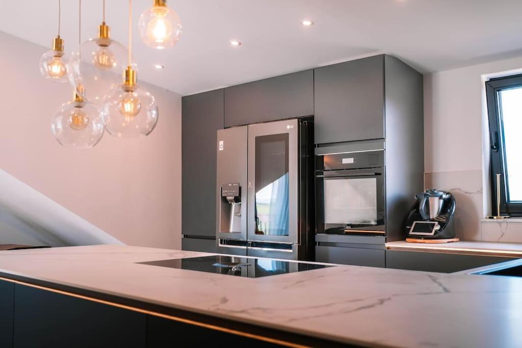 Penthouse Apartment photo 2
