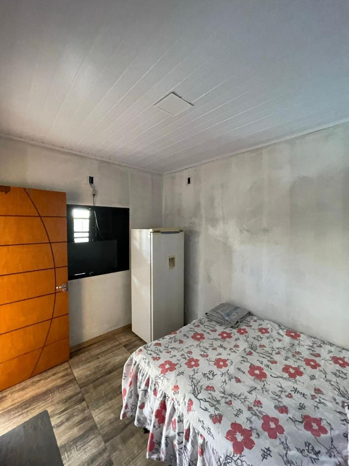 One-Bedroom House photo 1