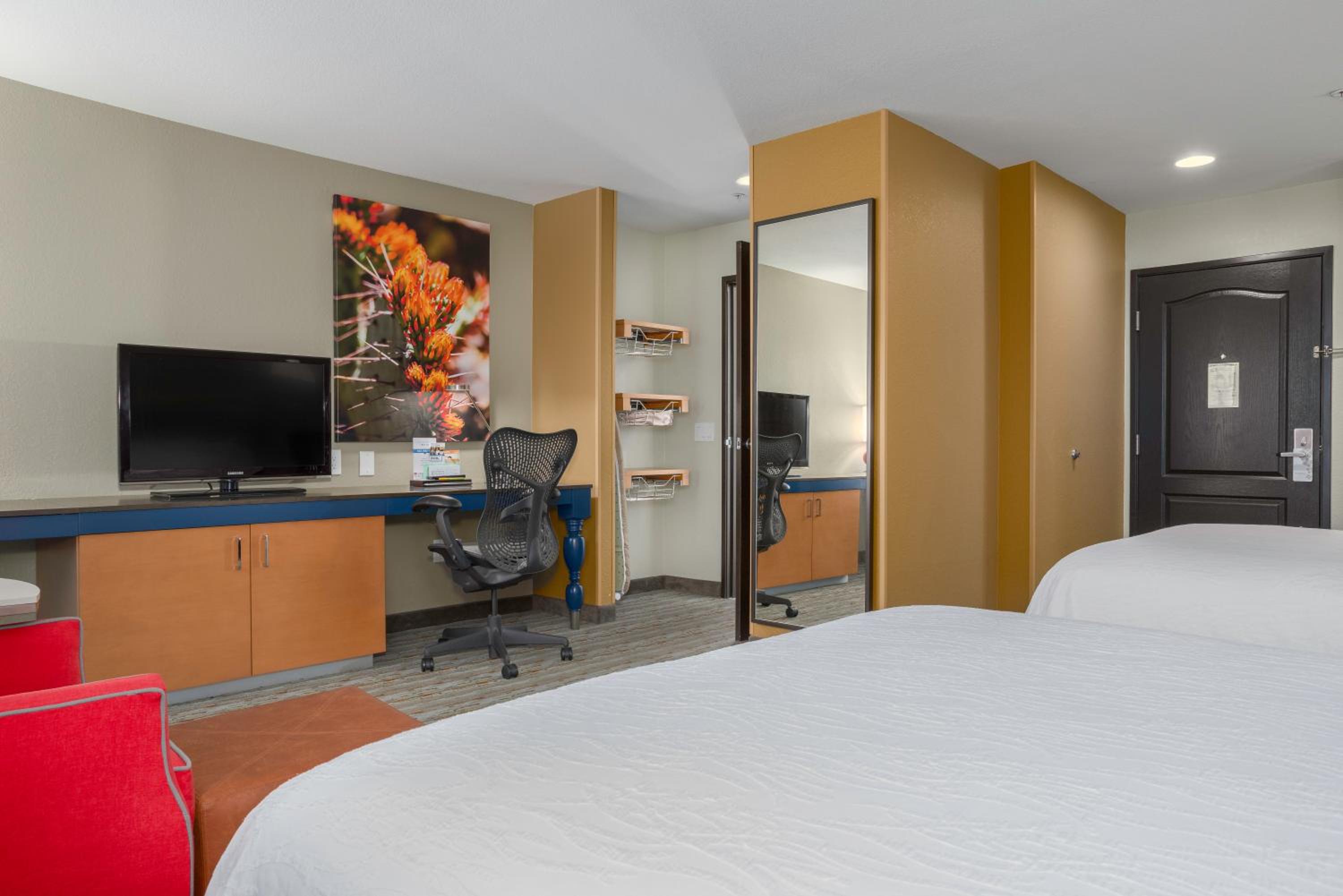 Queen Room - Disability Access