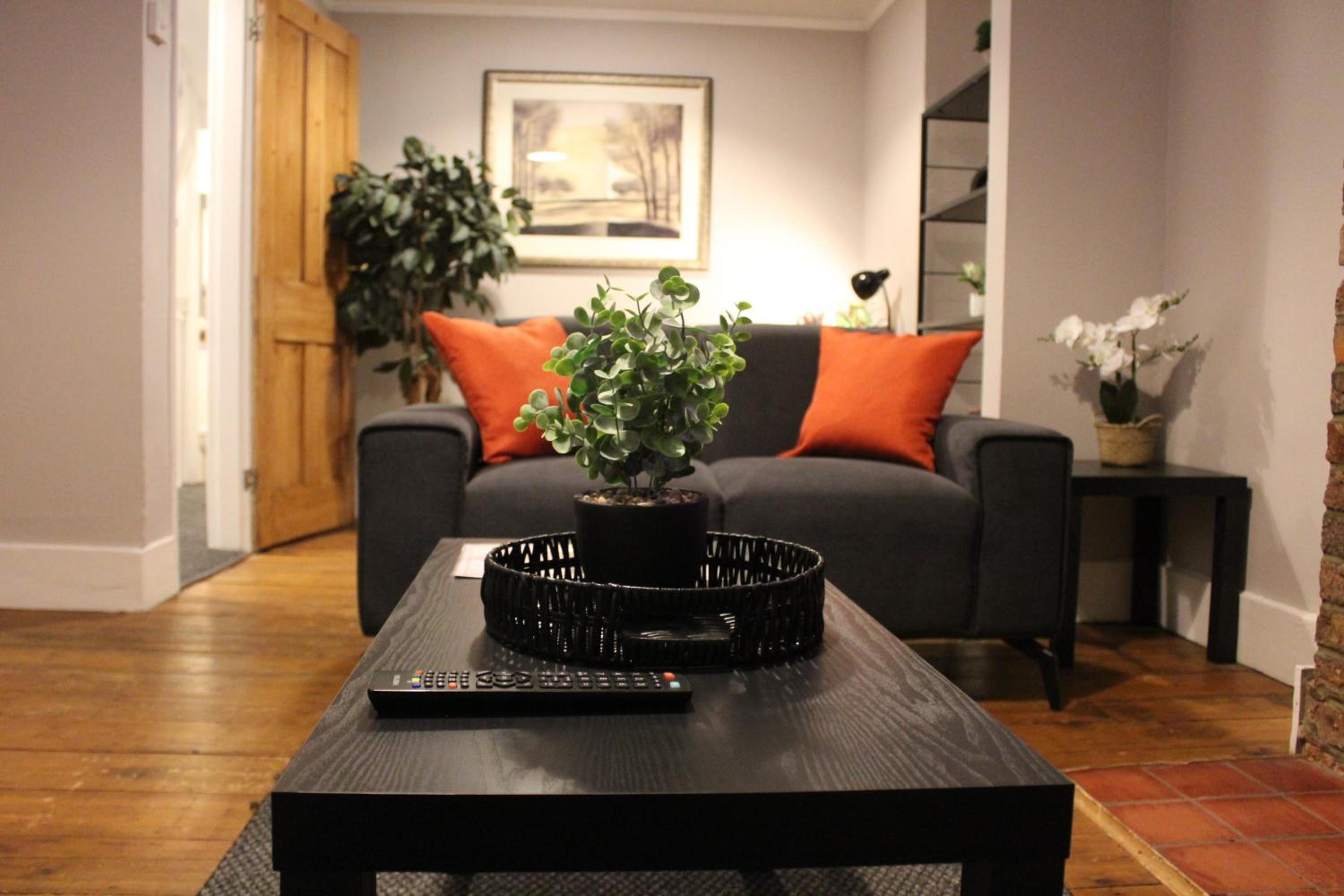 Three-Bedroom Townhouse photo 2