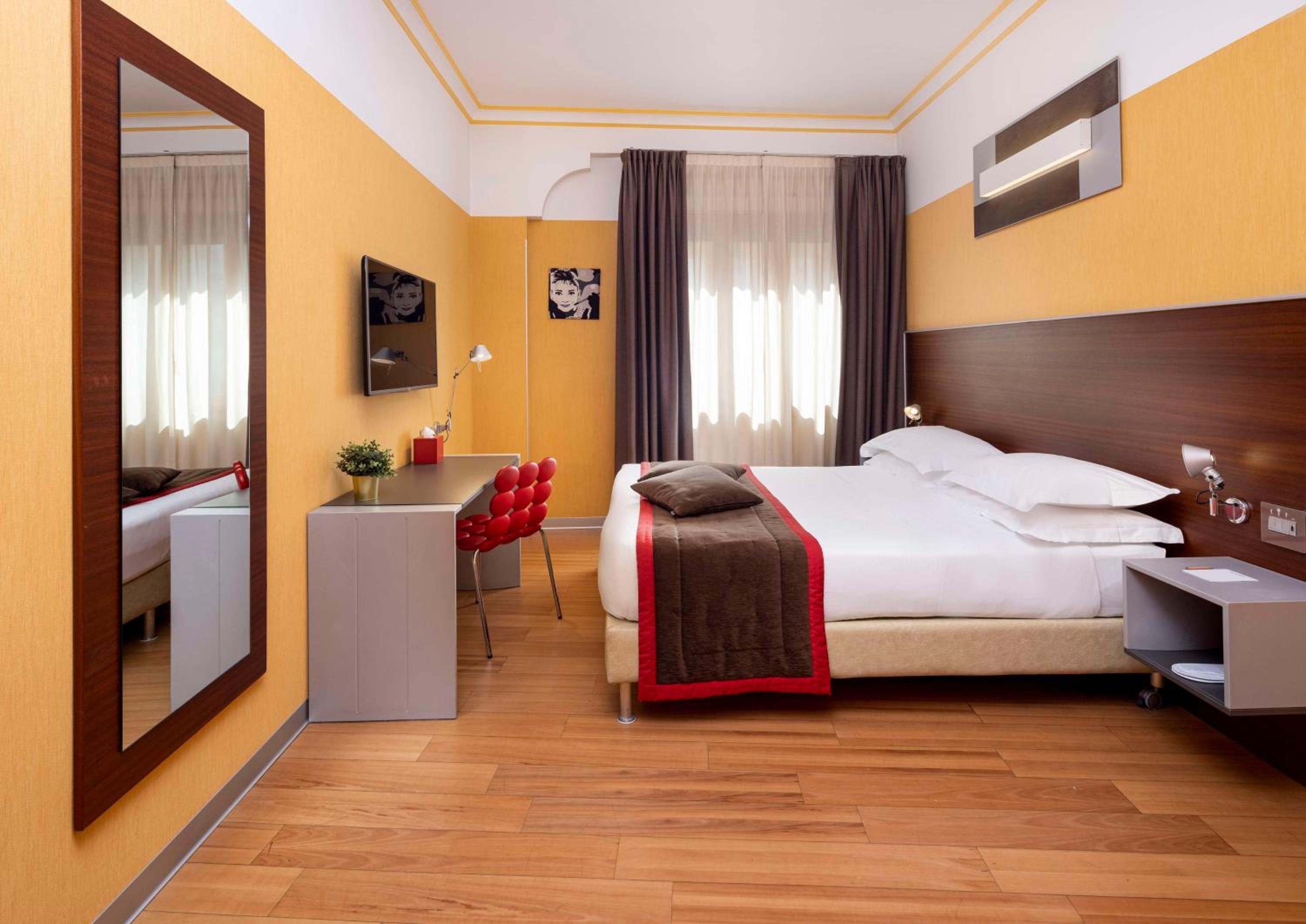 Comfort King Room - Photo 1
