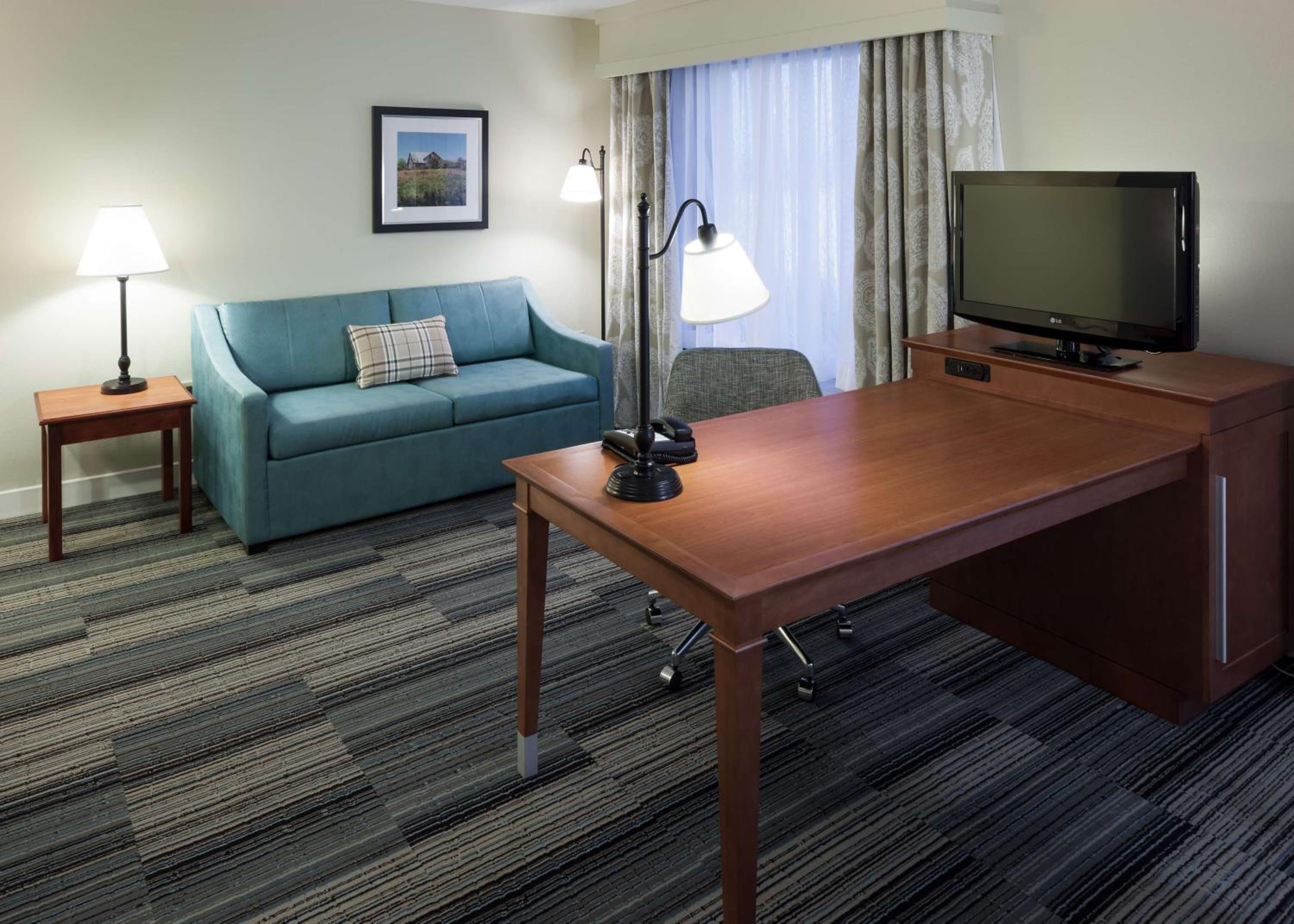 King Studio Suite with Sofa Bed - Non-Smoking - Photo 3