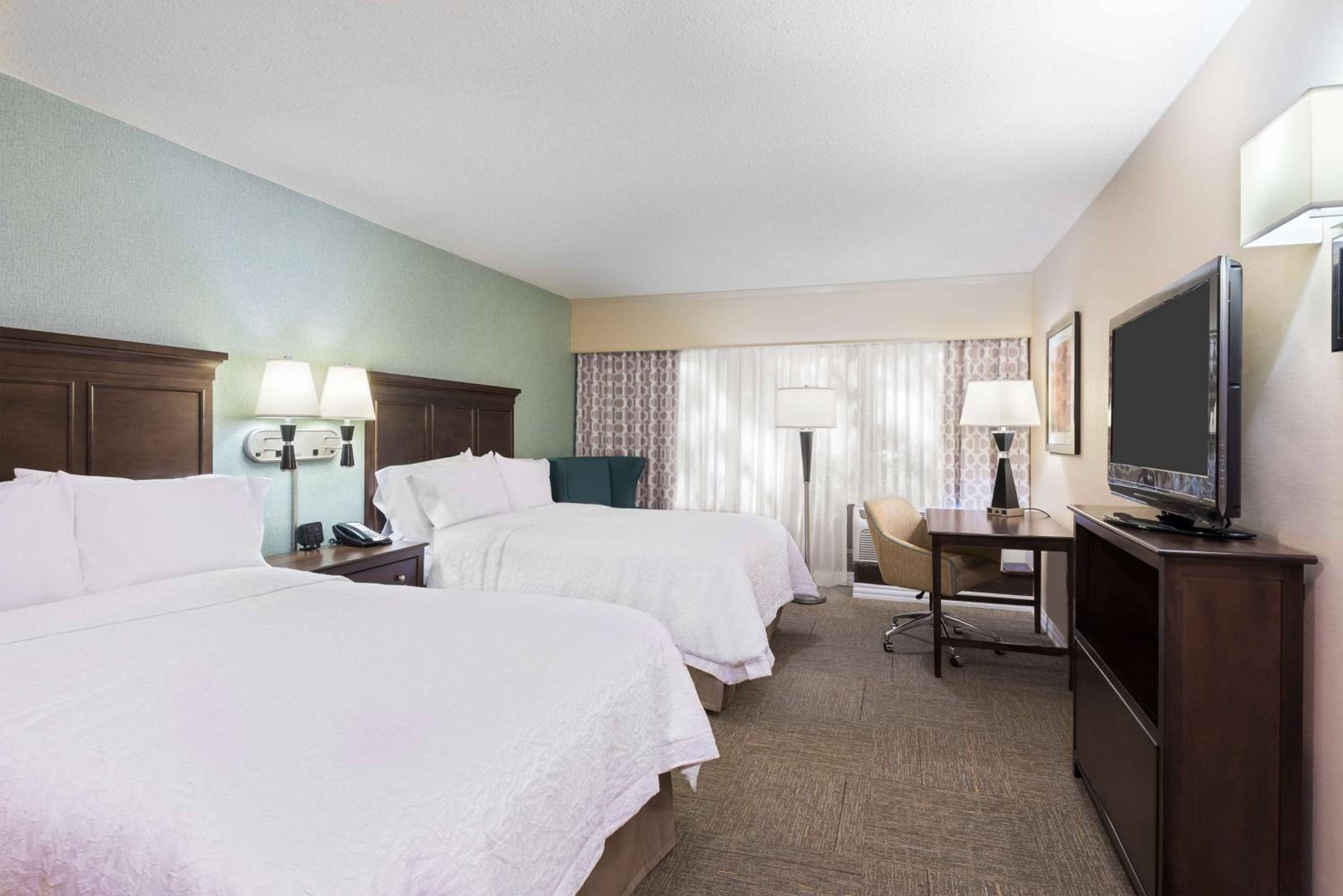 Double Room with Two Double Beds - Non-Smoking - Photo 1