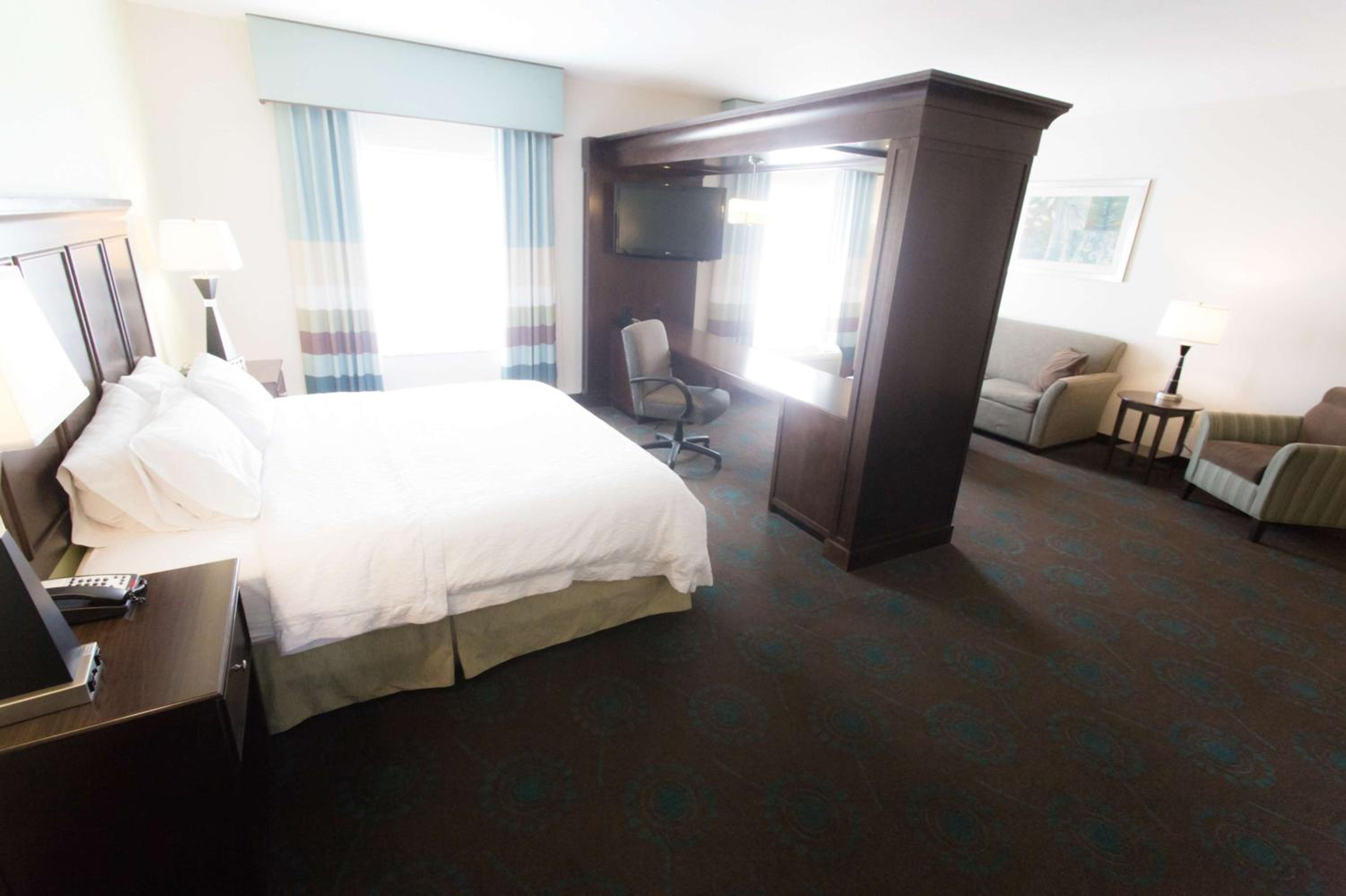 King Studio Suite - Non-Smoking - Photo 1