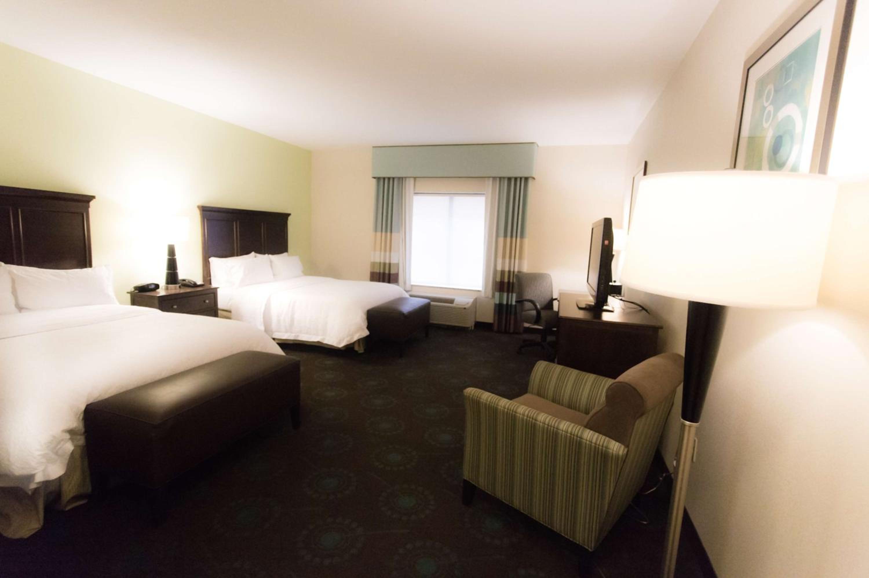 Room with Two Queen Beds - Non-Smoking - Photo 1