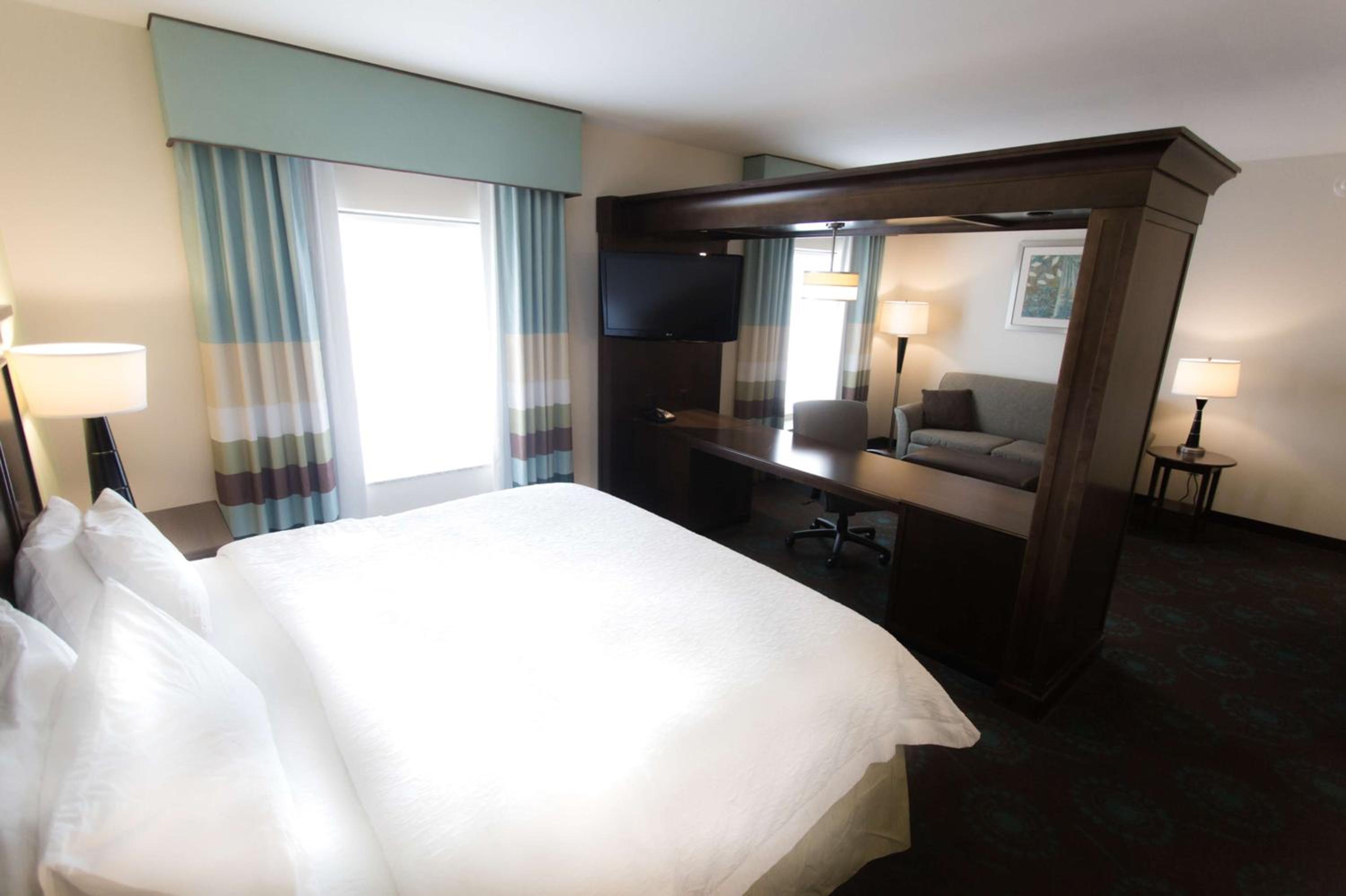 King Studio Suite - Non-Smoking - Photo 2