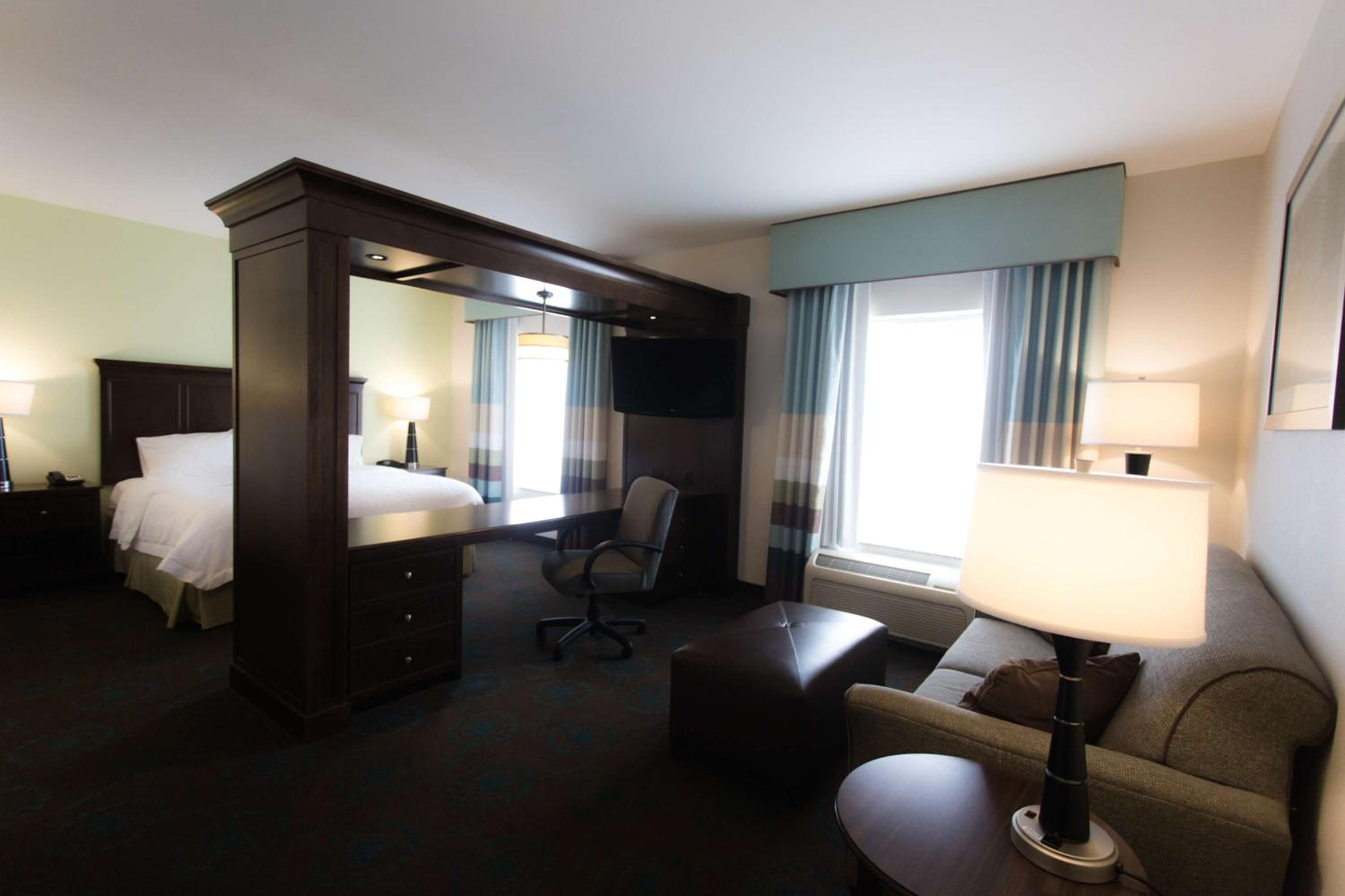 King Studio Suite - Non-Smoking - Photo 5