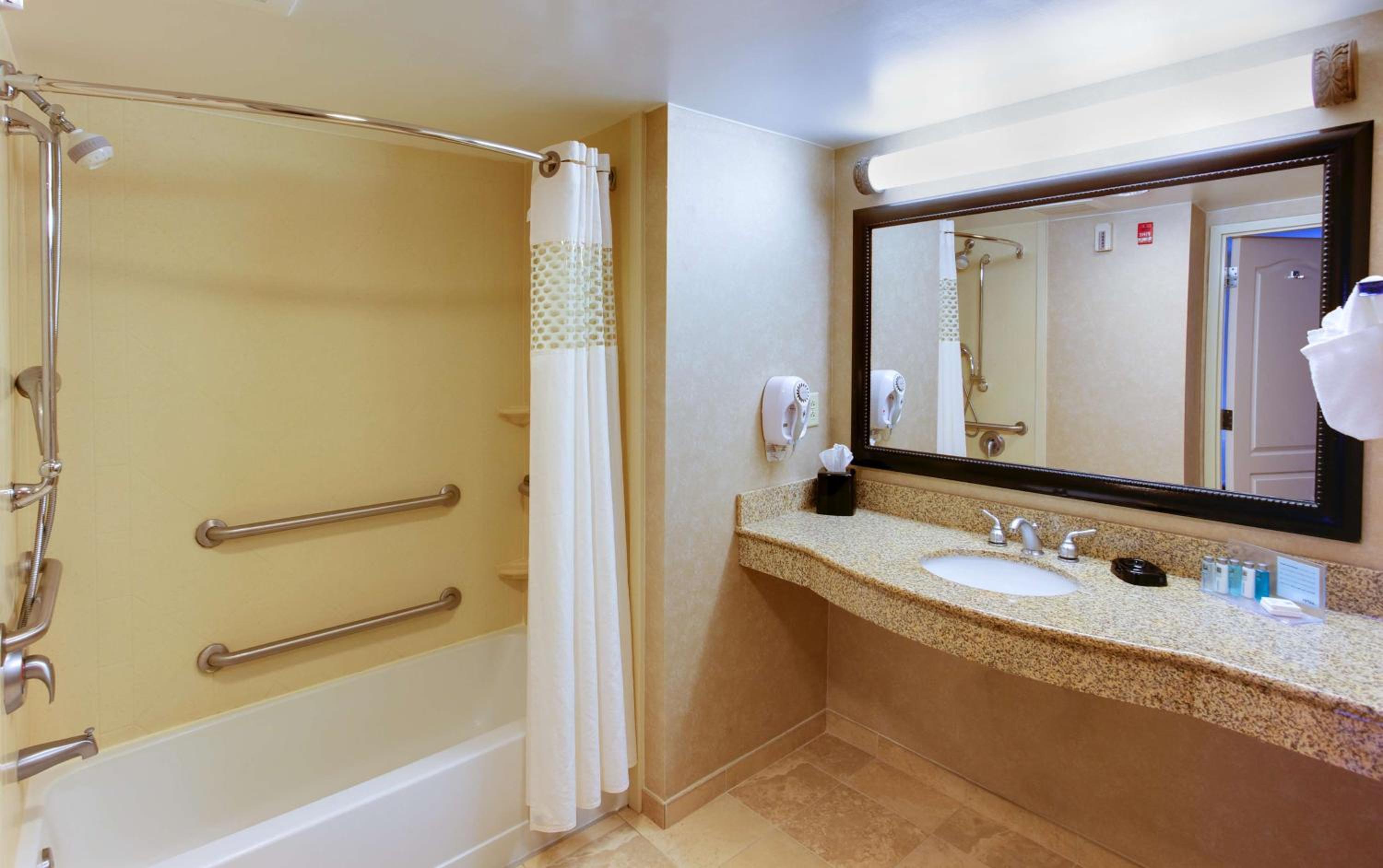 Queen Room with Two Queen Beds and Bath Tub - Mobility and Hearing Access - Photo 6