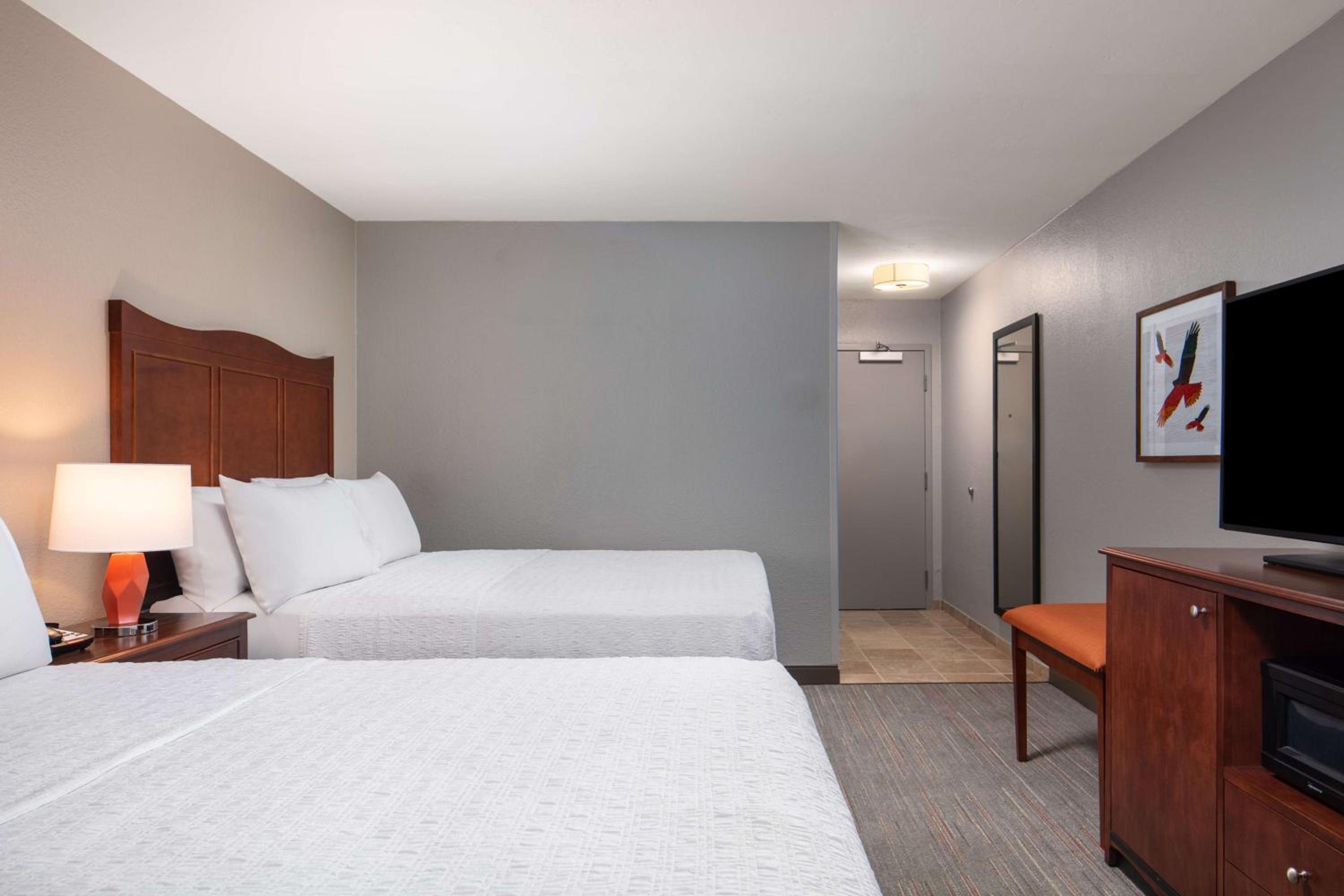 Room with Two Queen Beds - Non-Smoking