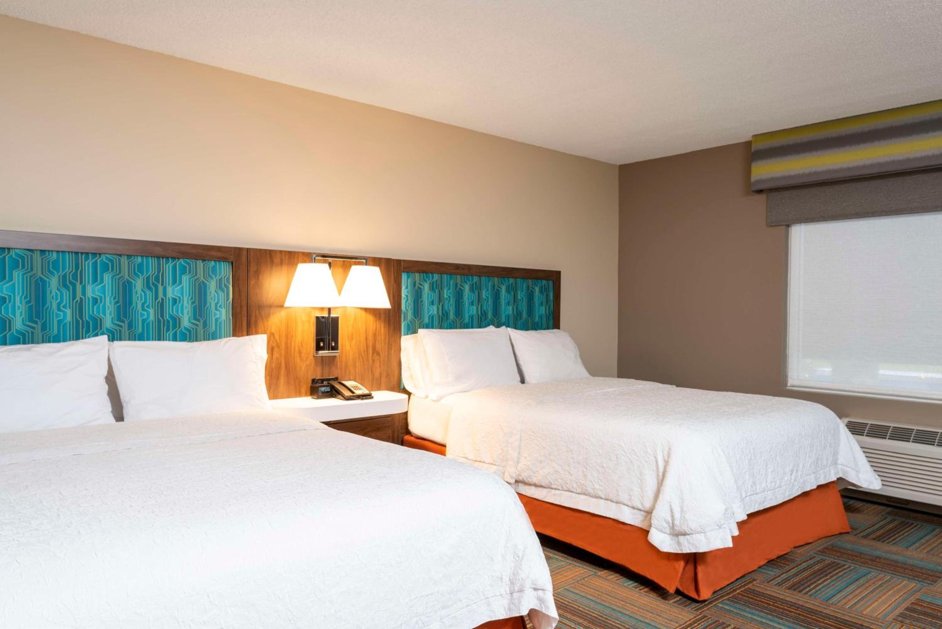 Queen Room with Two Queen Beds - Mobility and Hearing Access/Non-Smoking - Photo 2