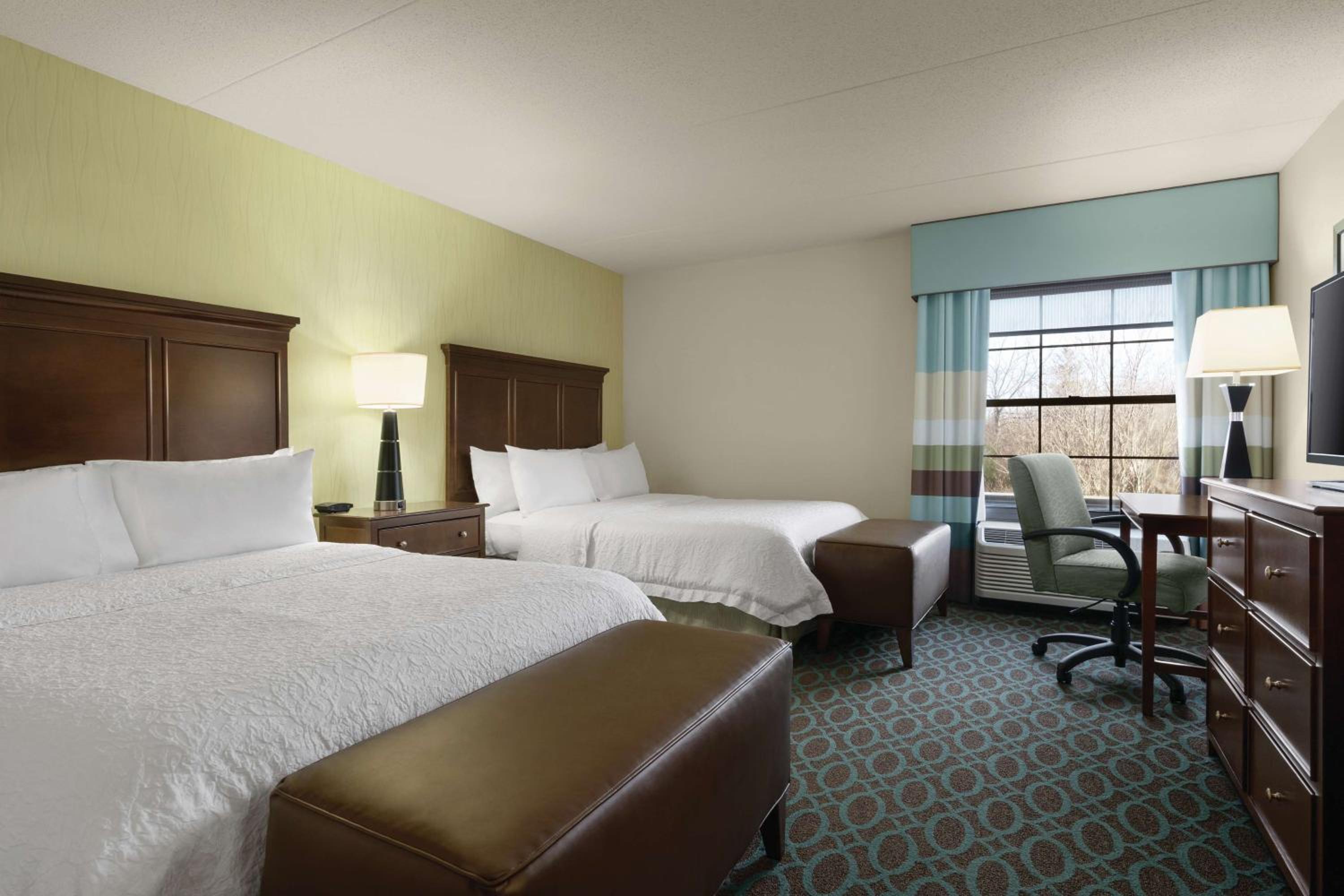Queen Room with Two Queen Beds - Mobility Accessible - Photo 2