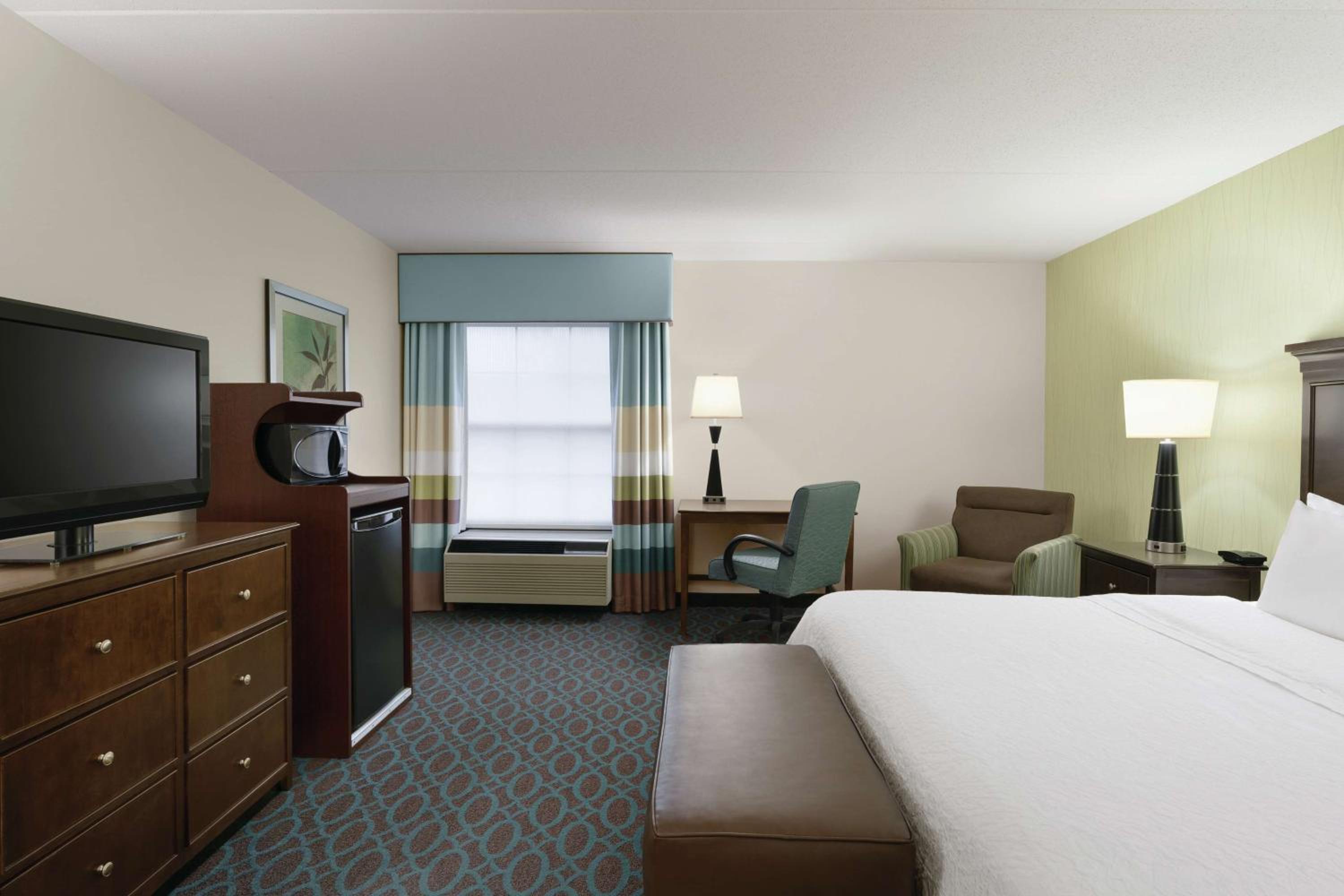 King Room - Mobility Access/Non-Smoking - Photo 2