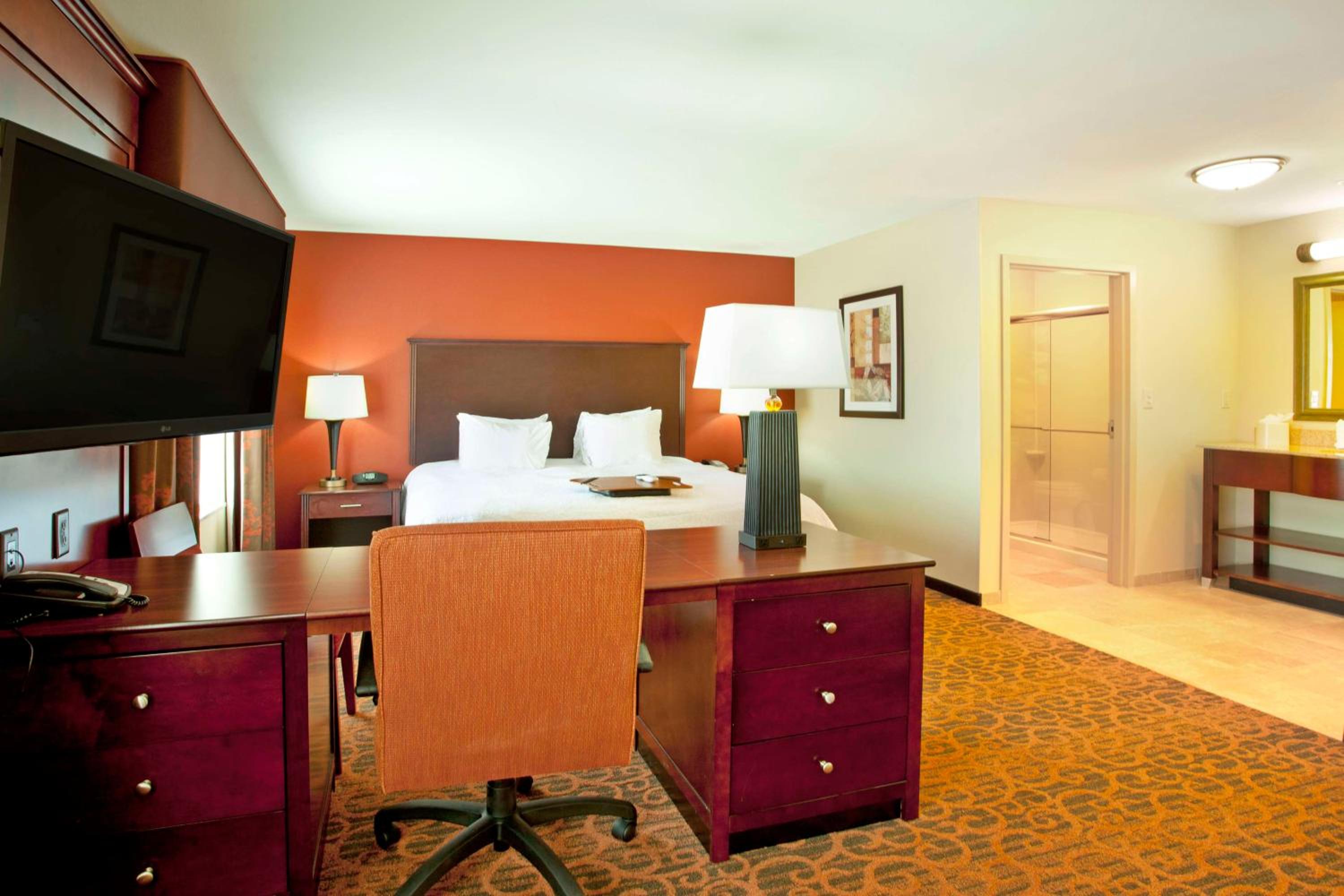 King Studio Suite - Non-Smoking - Photo 2