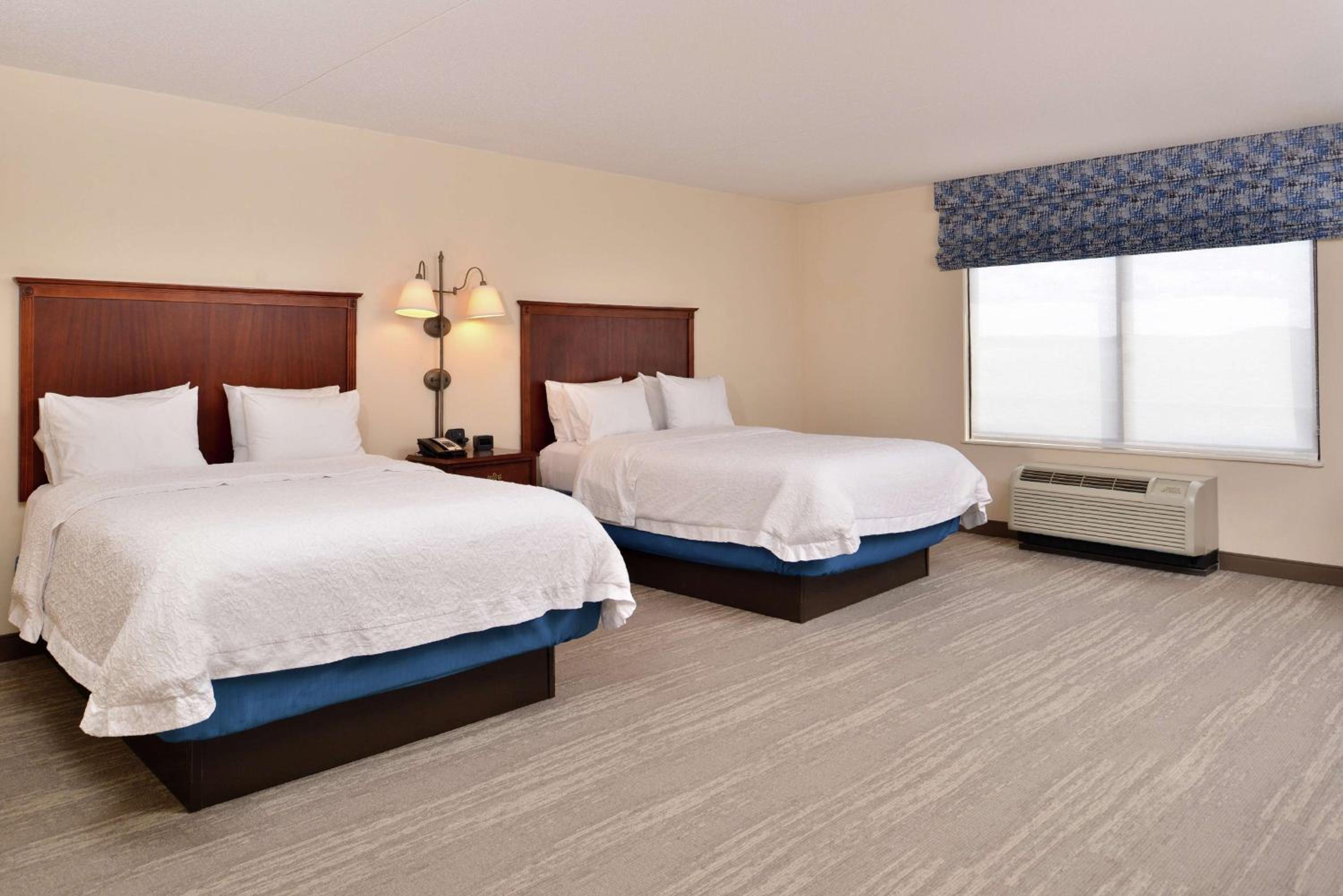 Queen Room with Two Queen Beds - Photo 1
