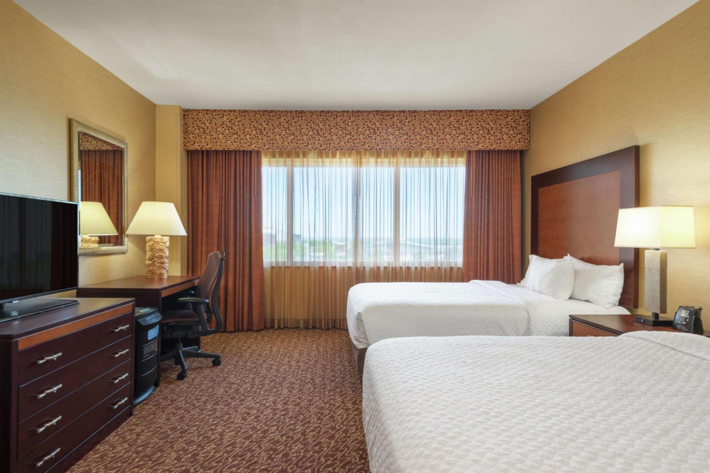 Queen Suite with Two Queen Beds - Allergy Friendly