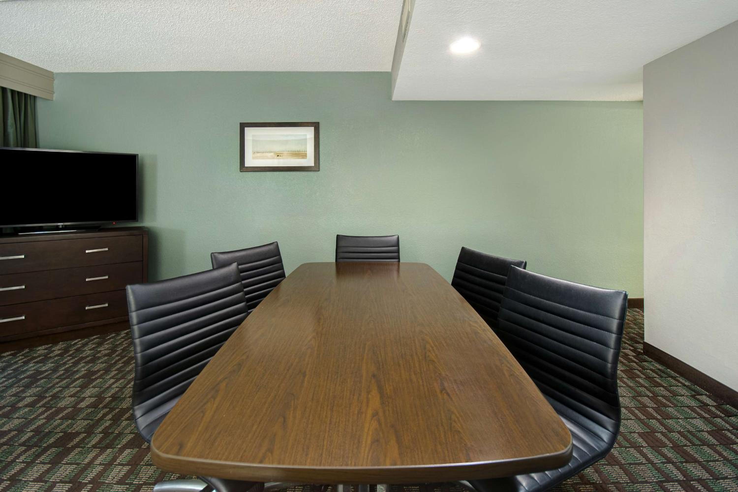 Business King Room - Photo 2