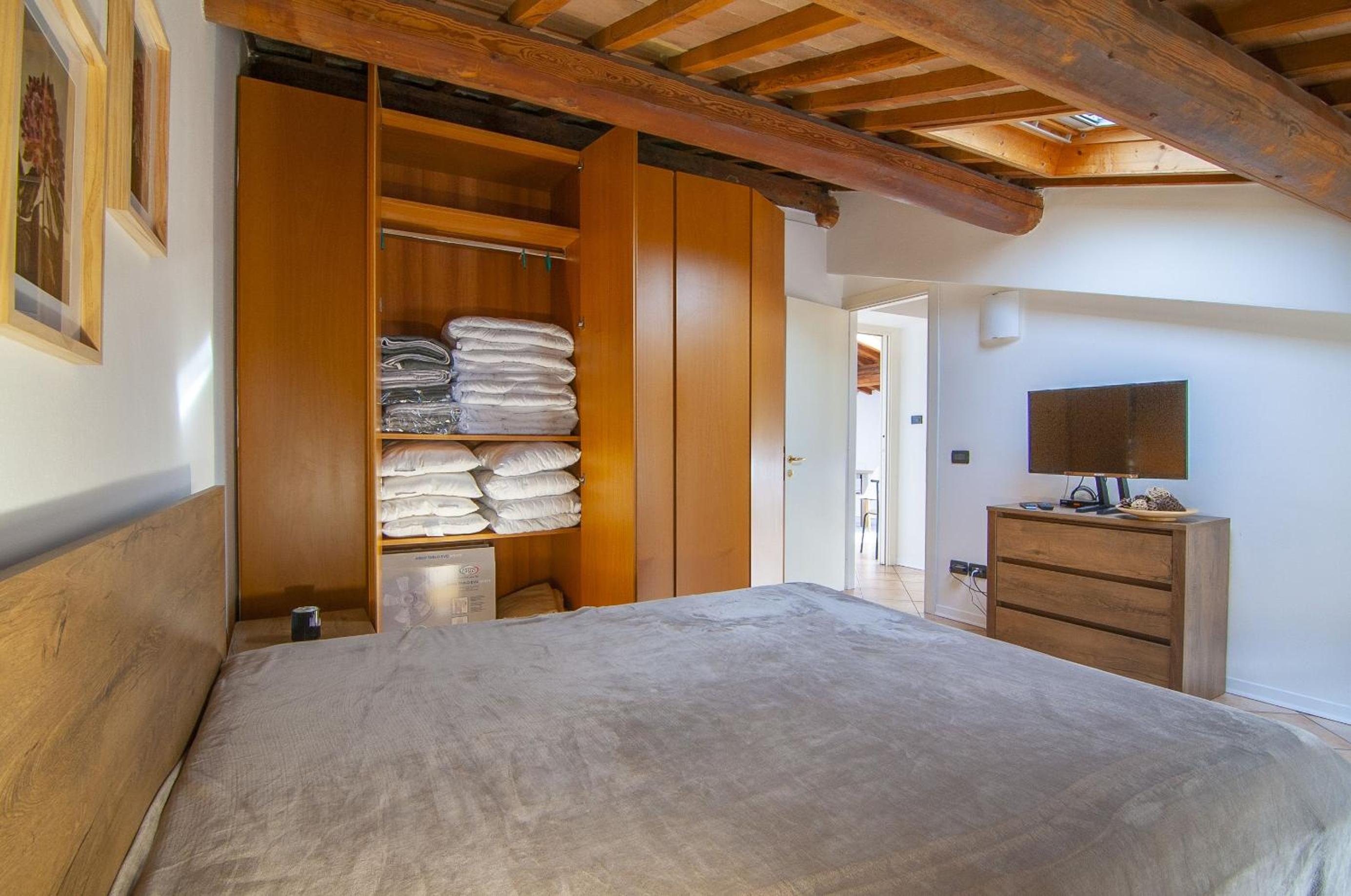 Apartment photo 3