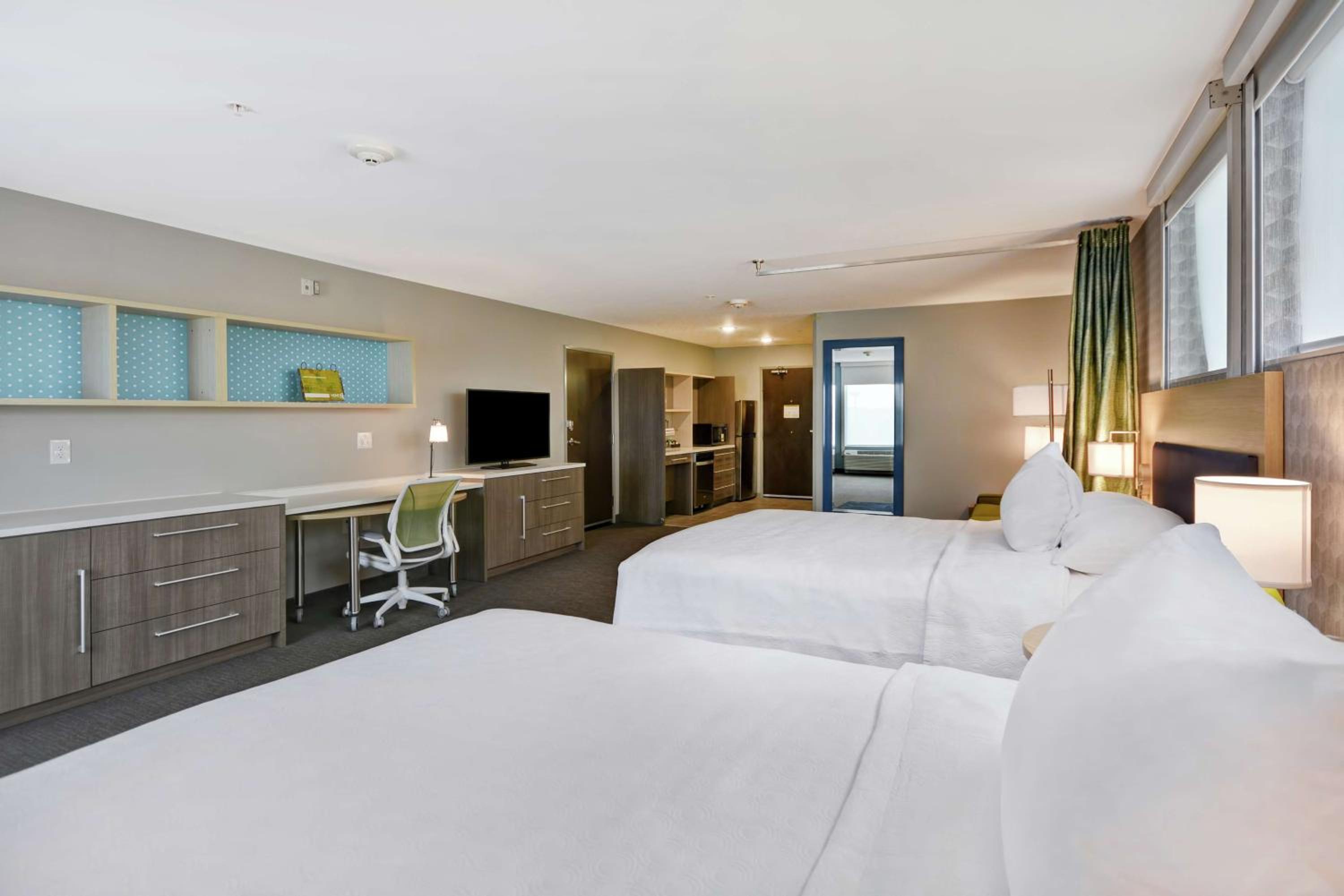 Queen Studio with Two Queen Beds - Mobility Access/Non-Smoking - Photo 1