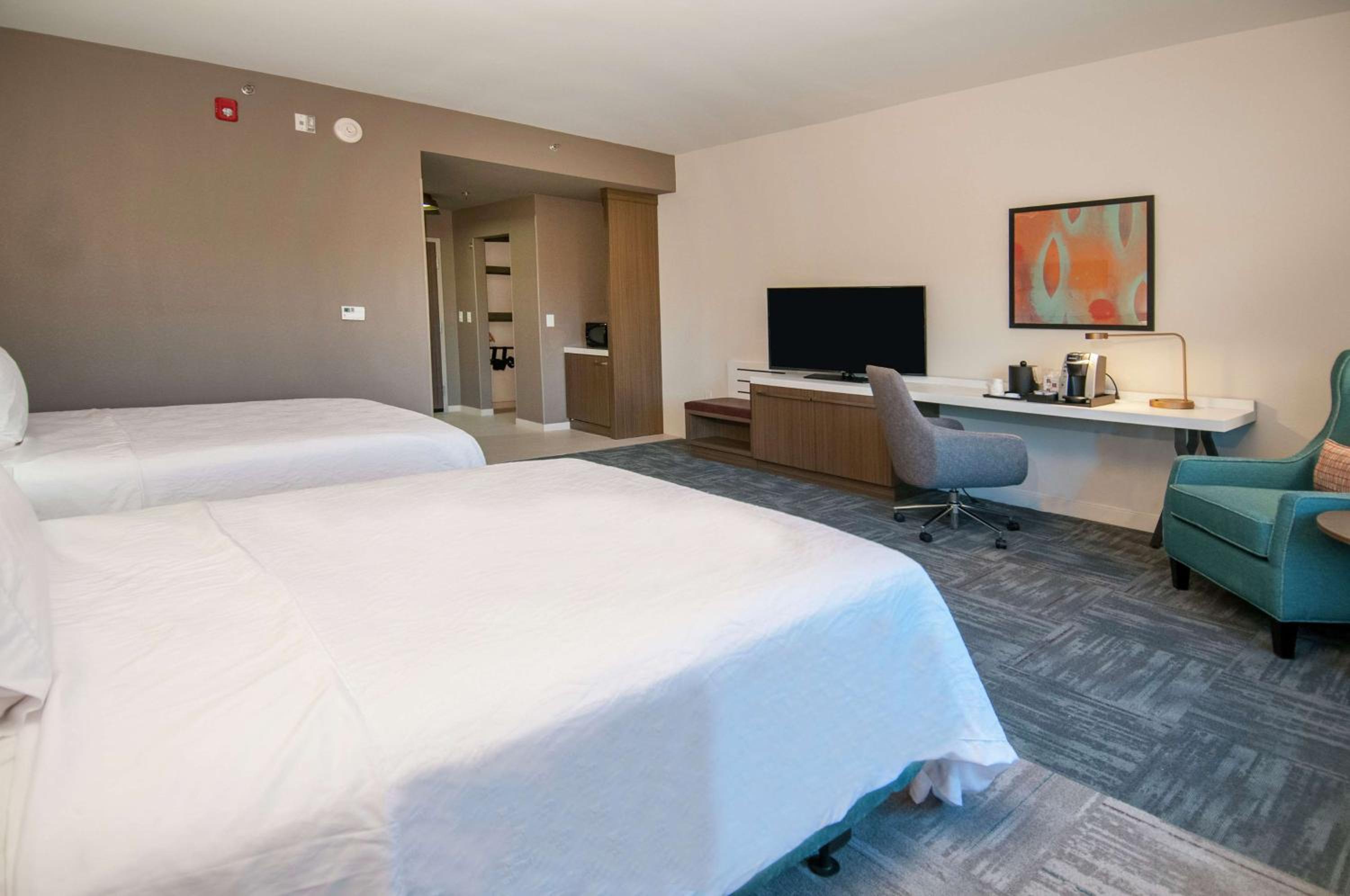 Double Room with Bath Tub - Mobility/Hearing Accessible