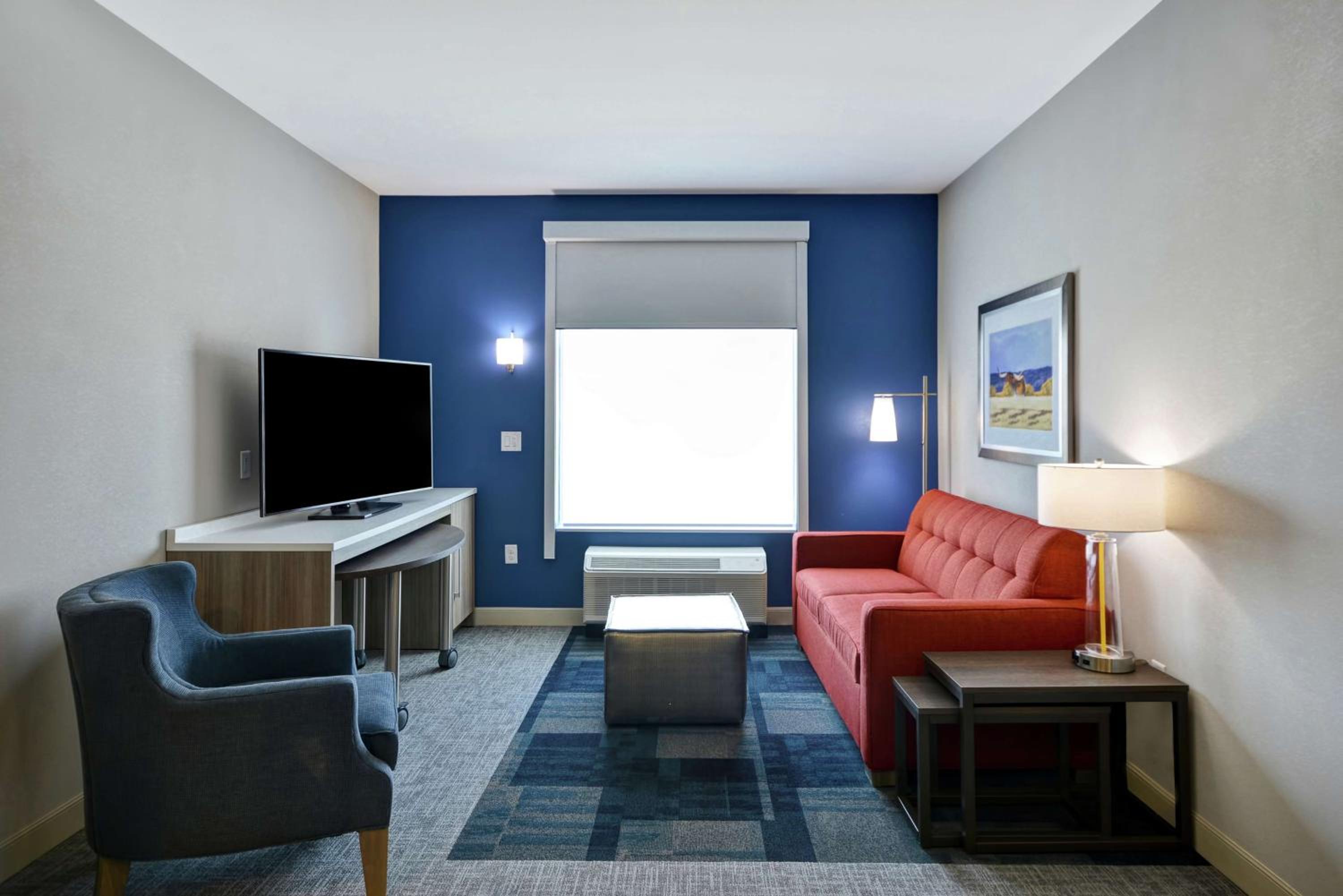 King Suite - Mobility Access/Non-Smoking photo 1