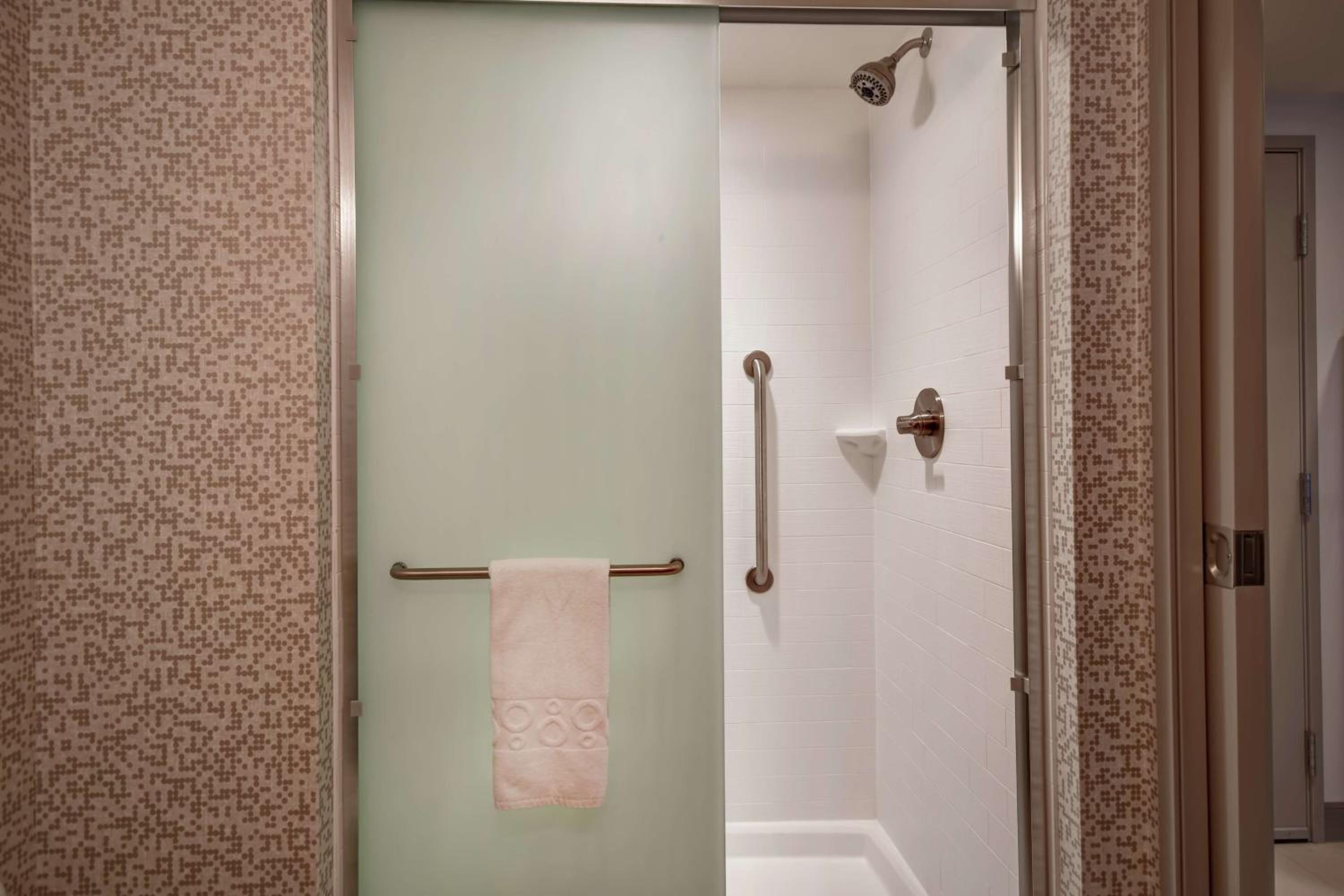 King Studio Suite - Non-Smoking photo 3