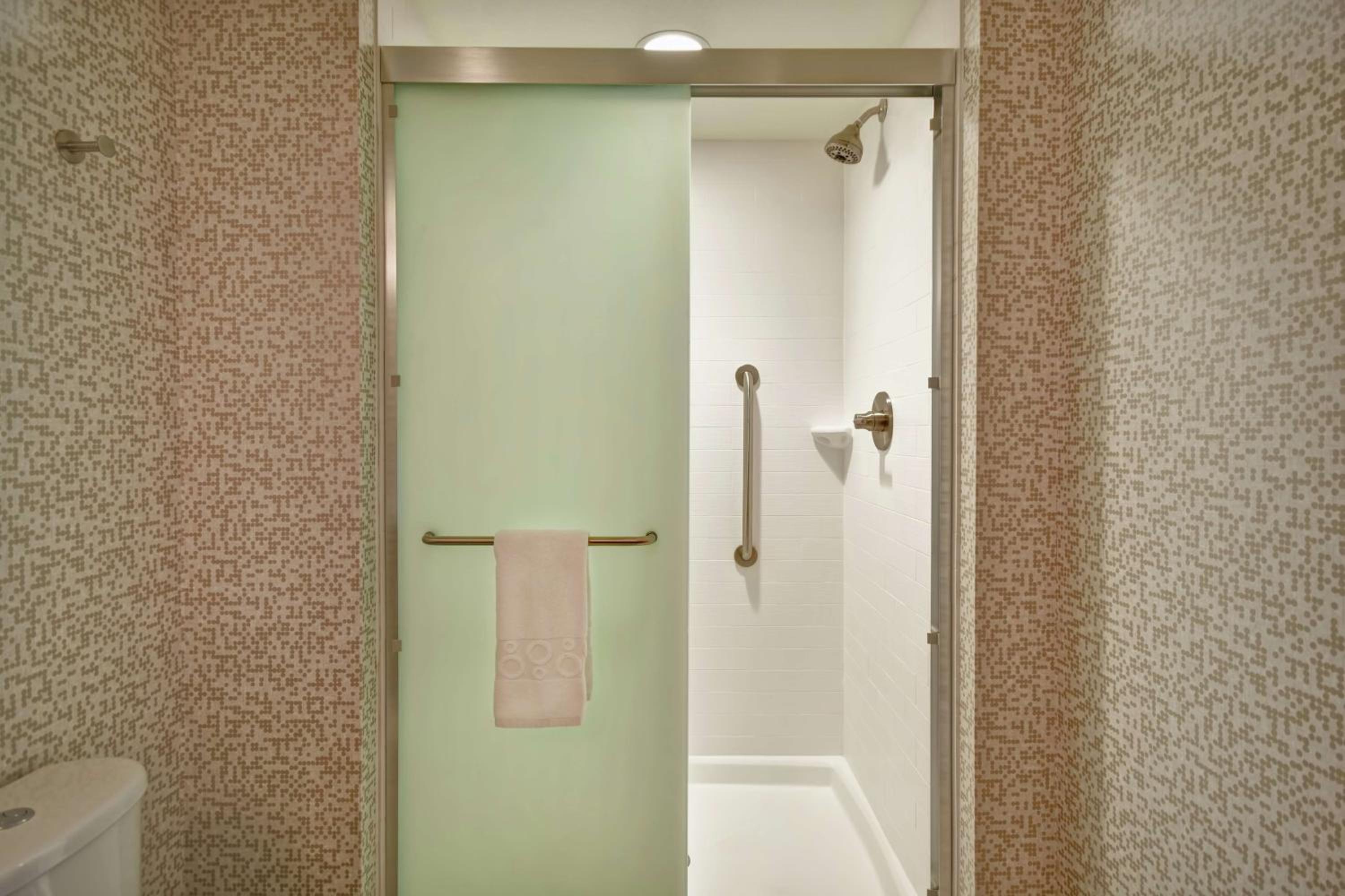 King Studio Suite - Non-Smoking photo 2