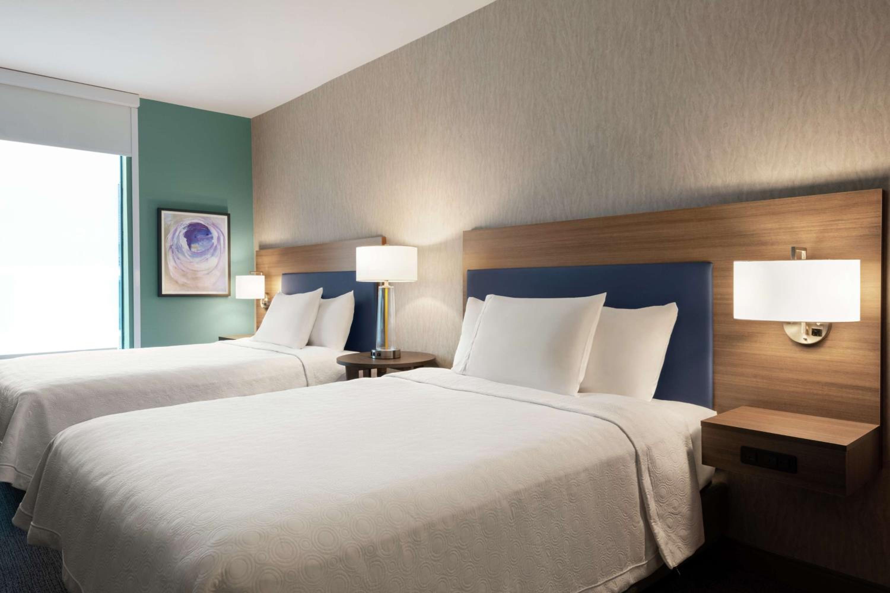 Queen Studio with Two Queen Beds - Non-Smoking