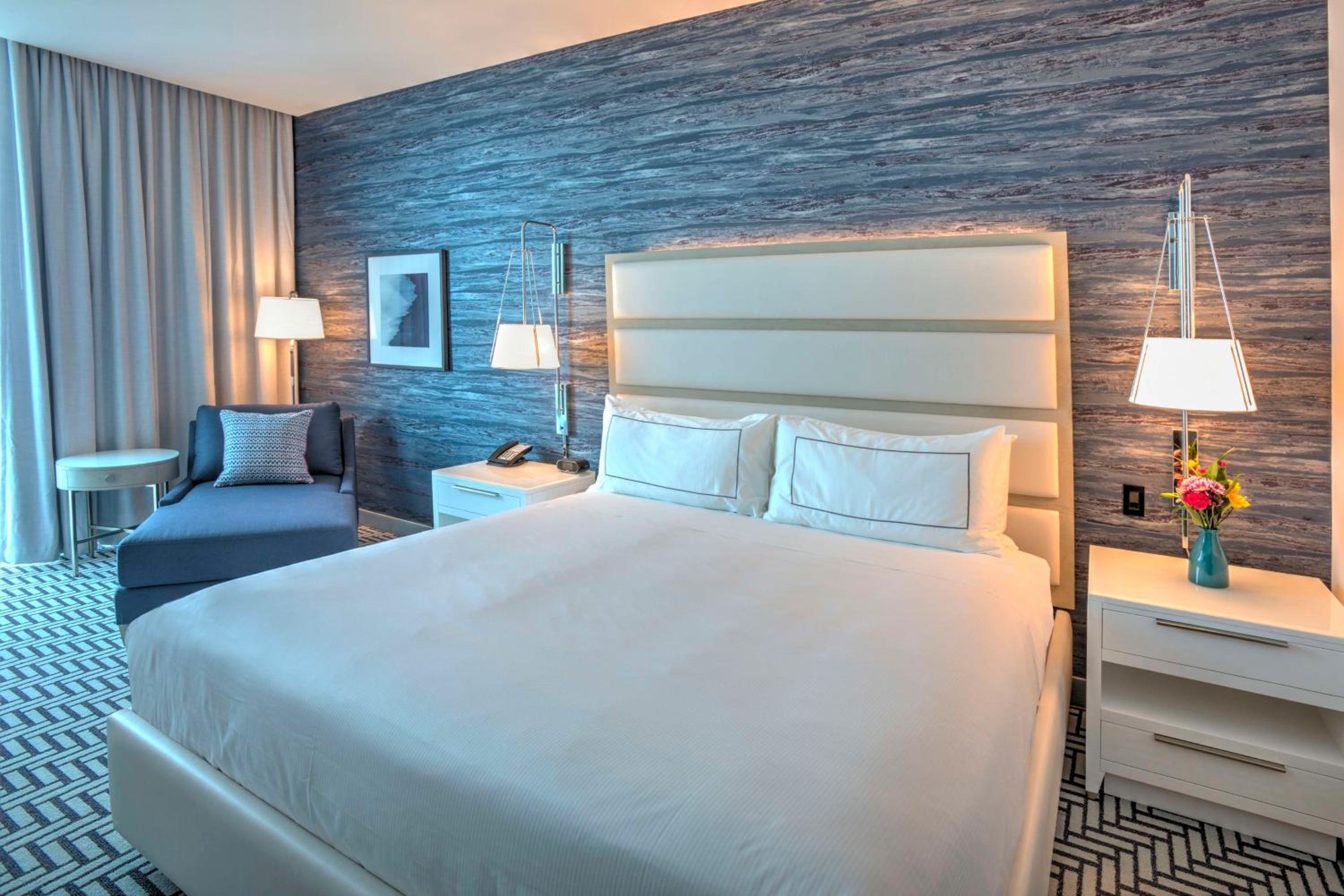 King Room with Oceanfront - Photo 2