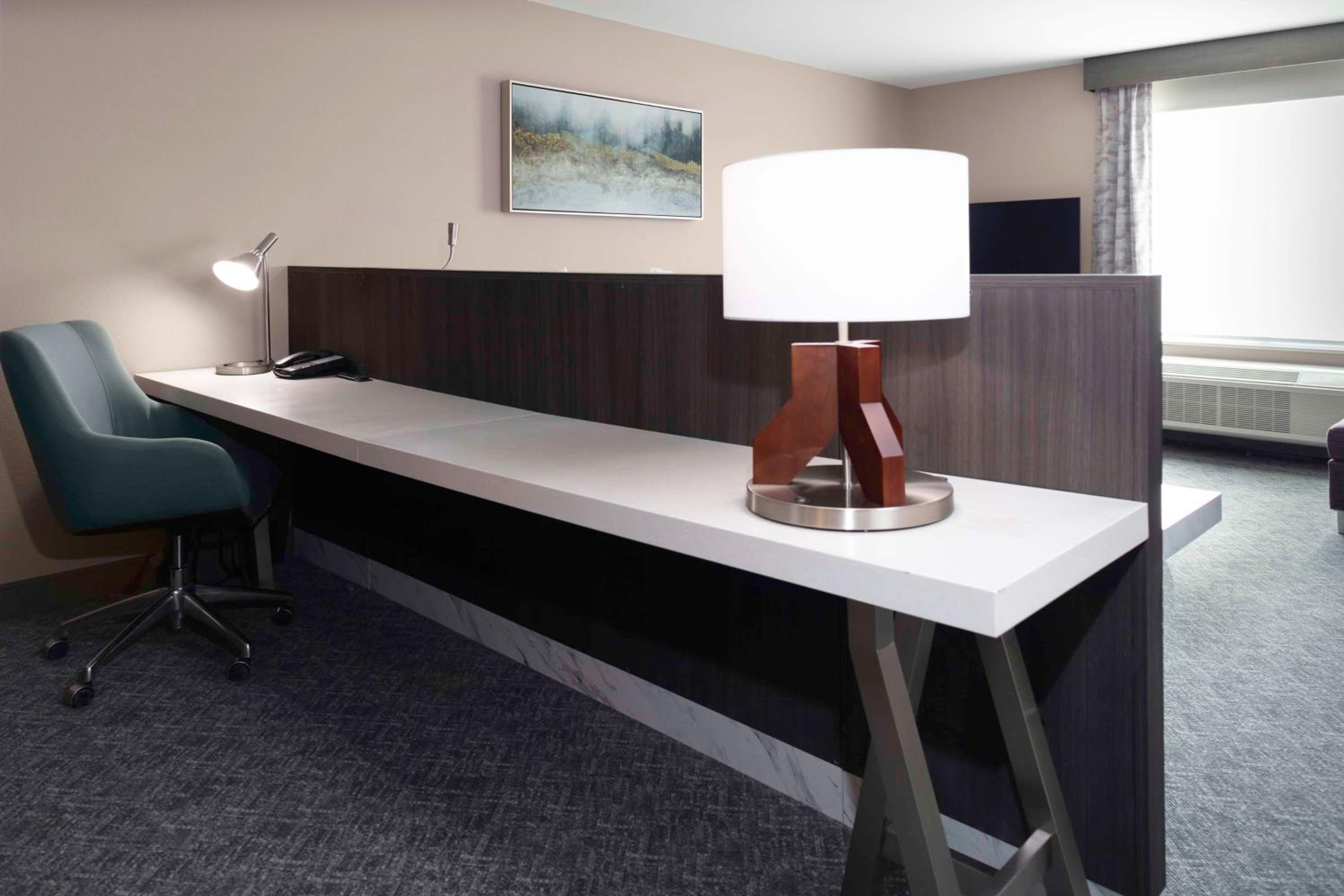 Deluxe King Room - Photo 1