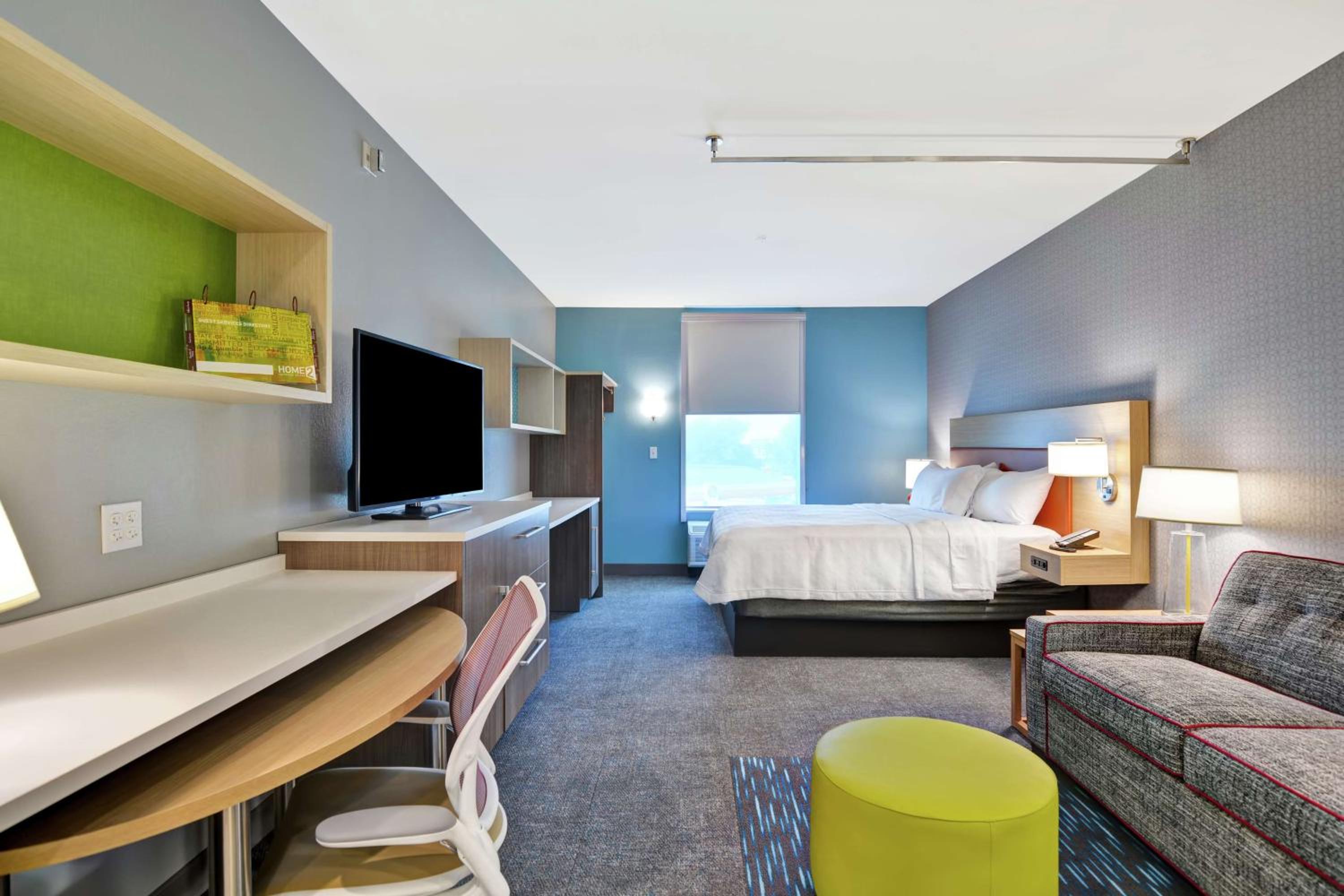 King Studio Suite - Non-Smoking - Photo 3