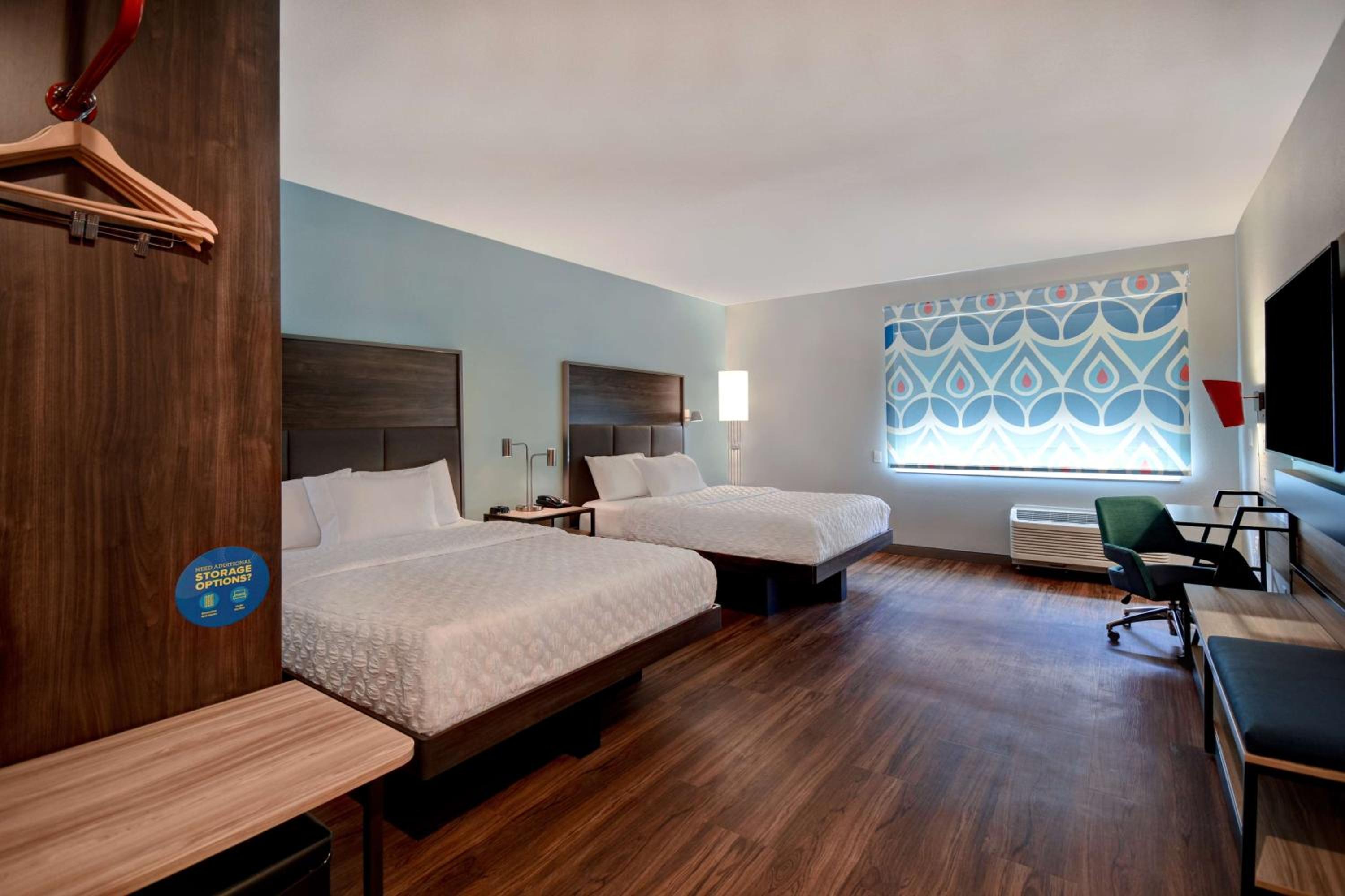 Queen Room with Two Queen Beds - Mobility Access - Photo 1