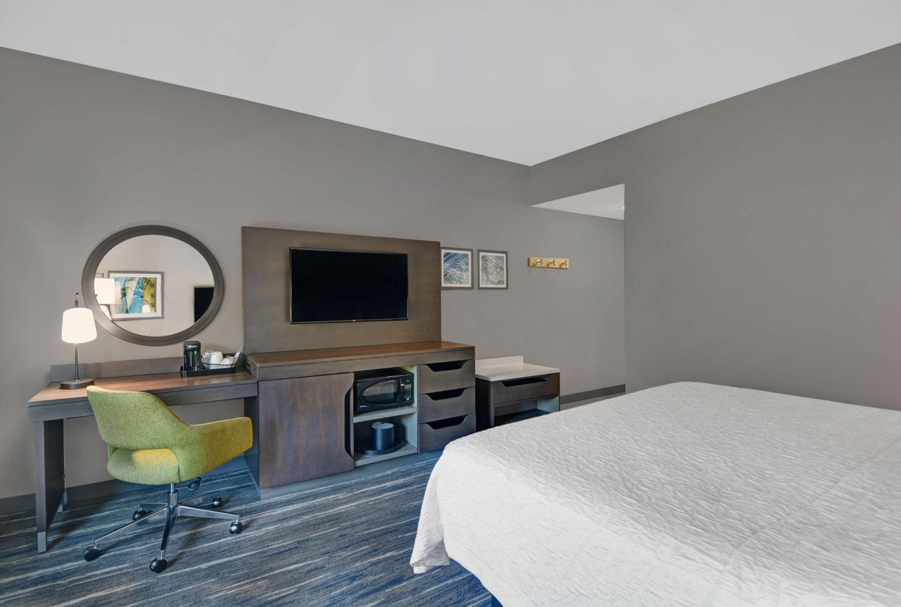 King Studio Suite - Non Smoking - Photo 3