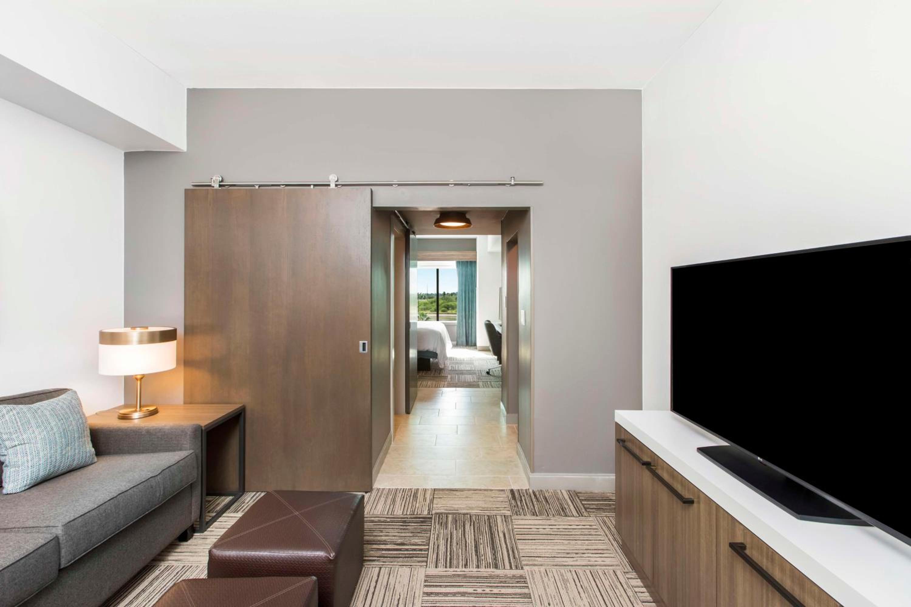 Junior King Suite - Photo 1