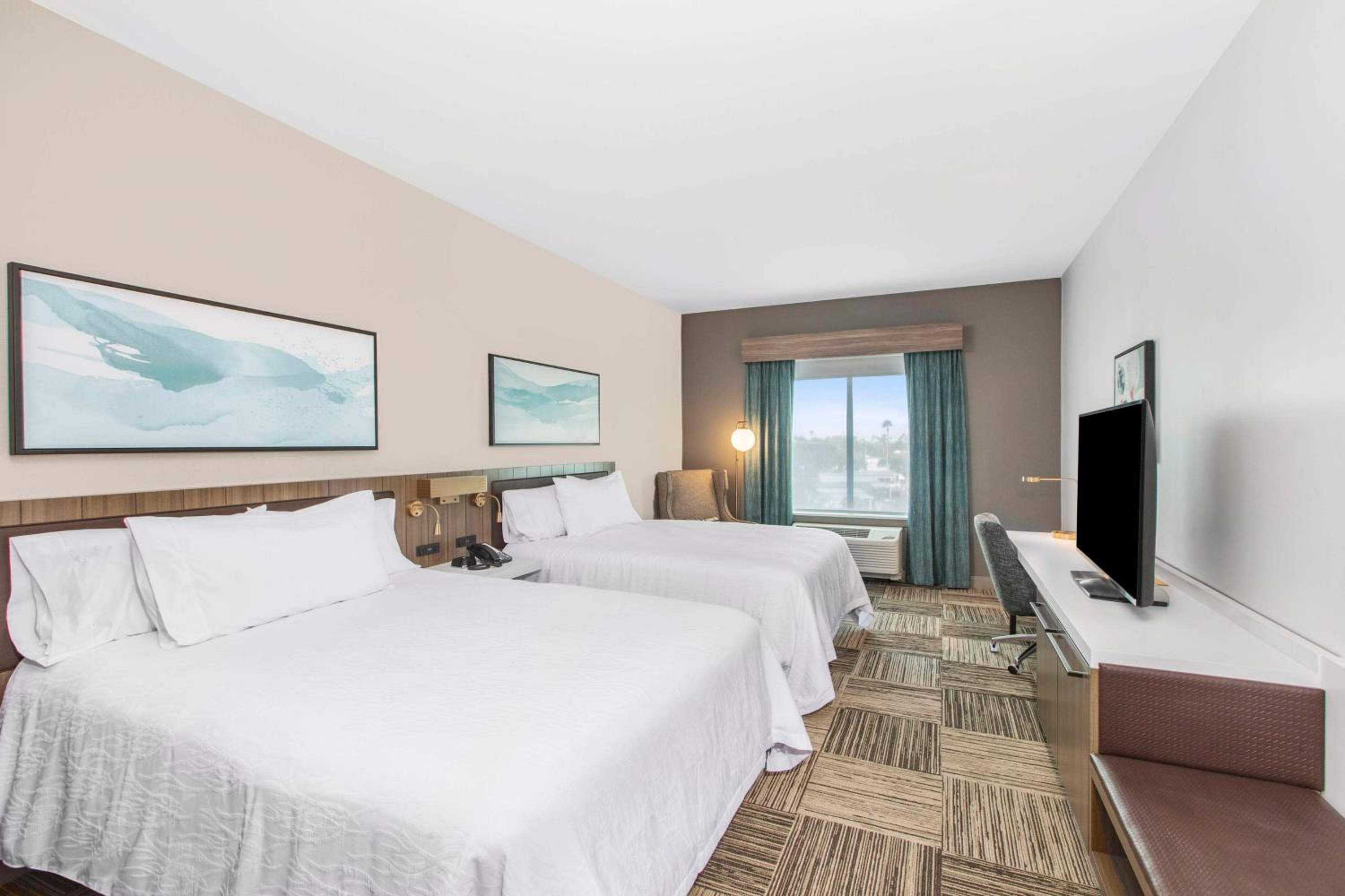 Queen Room with Two Queen Beds - Photo 1