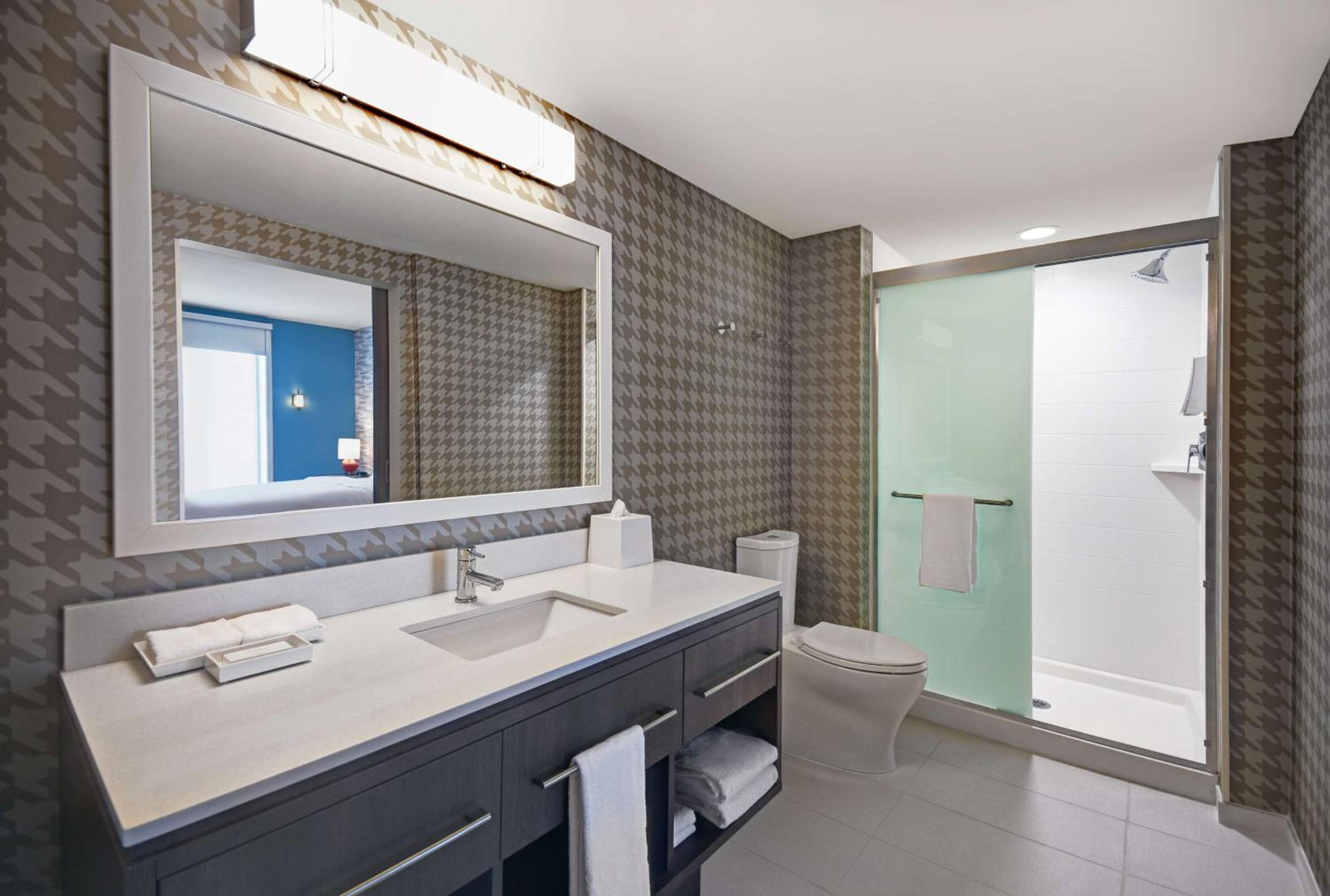 King Studio Suite - Non-Smoking - Photo 4
