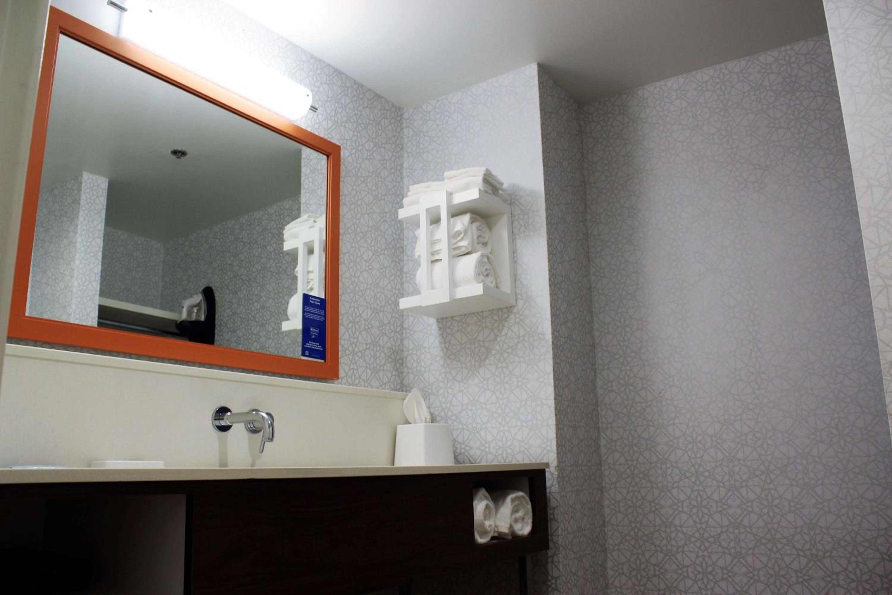 King Studio Suite - Non Smoking - Photo 5
