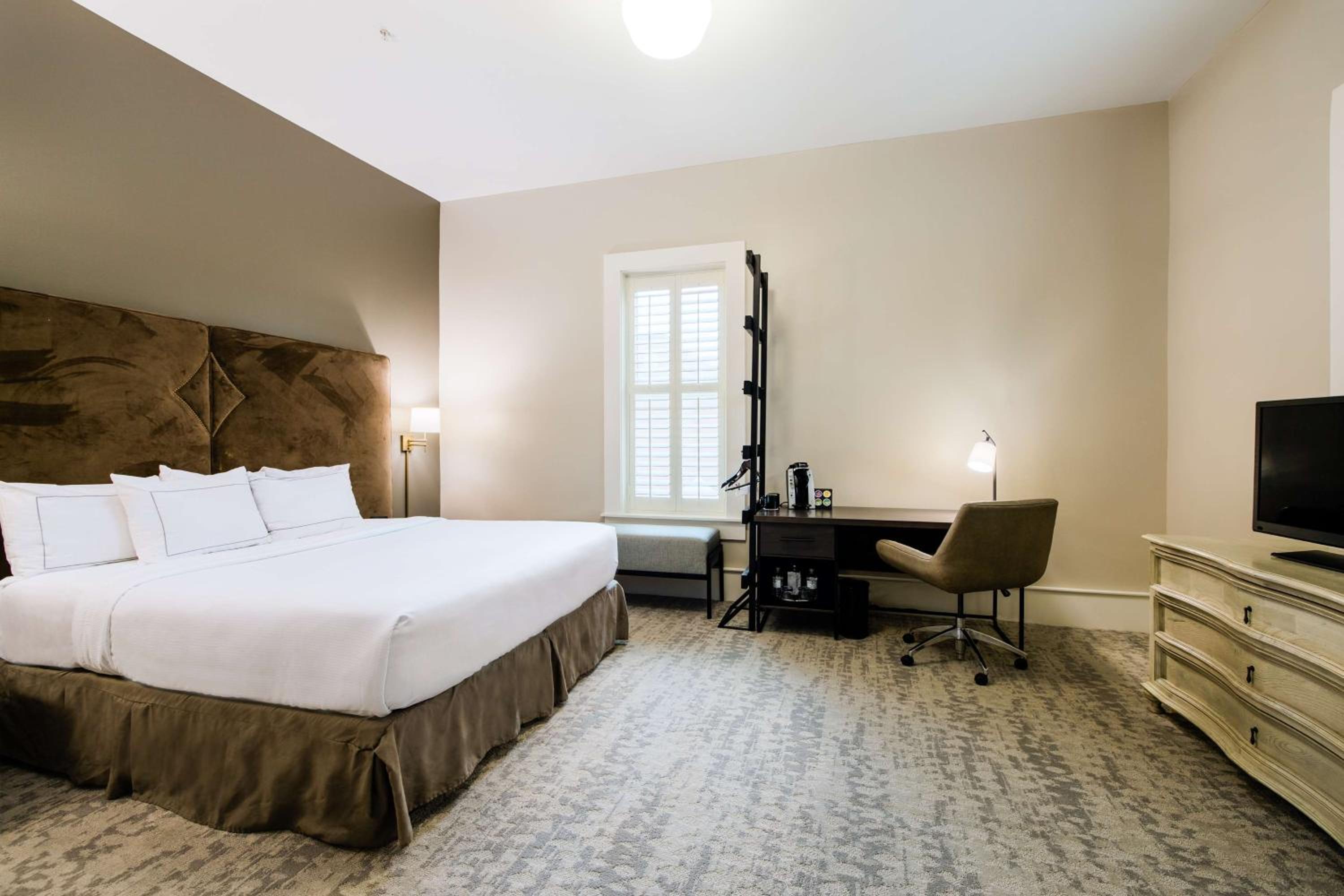 One-Bedroom King Suite - Photo 1