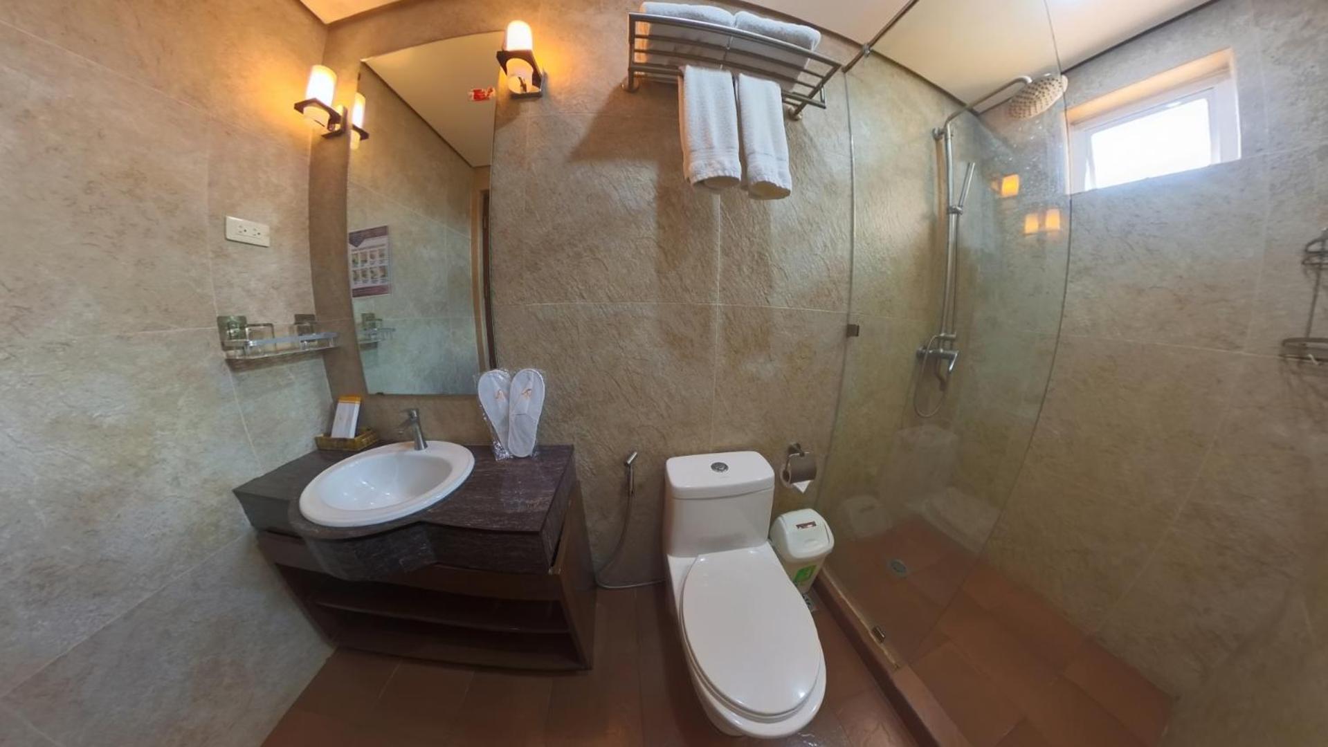 Deluxe Twin Room - Photo 2