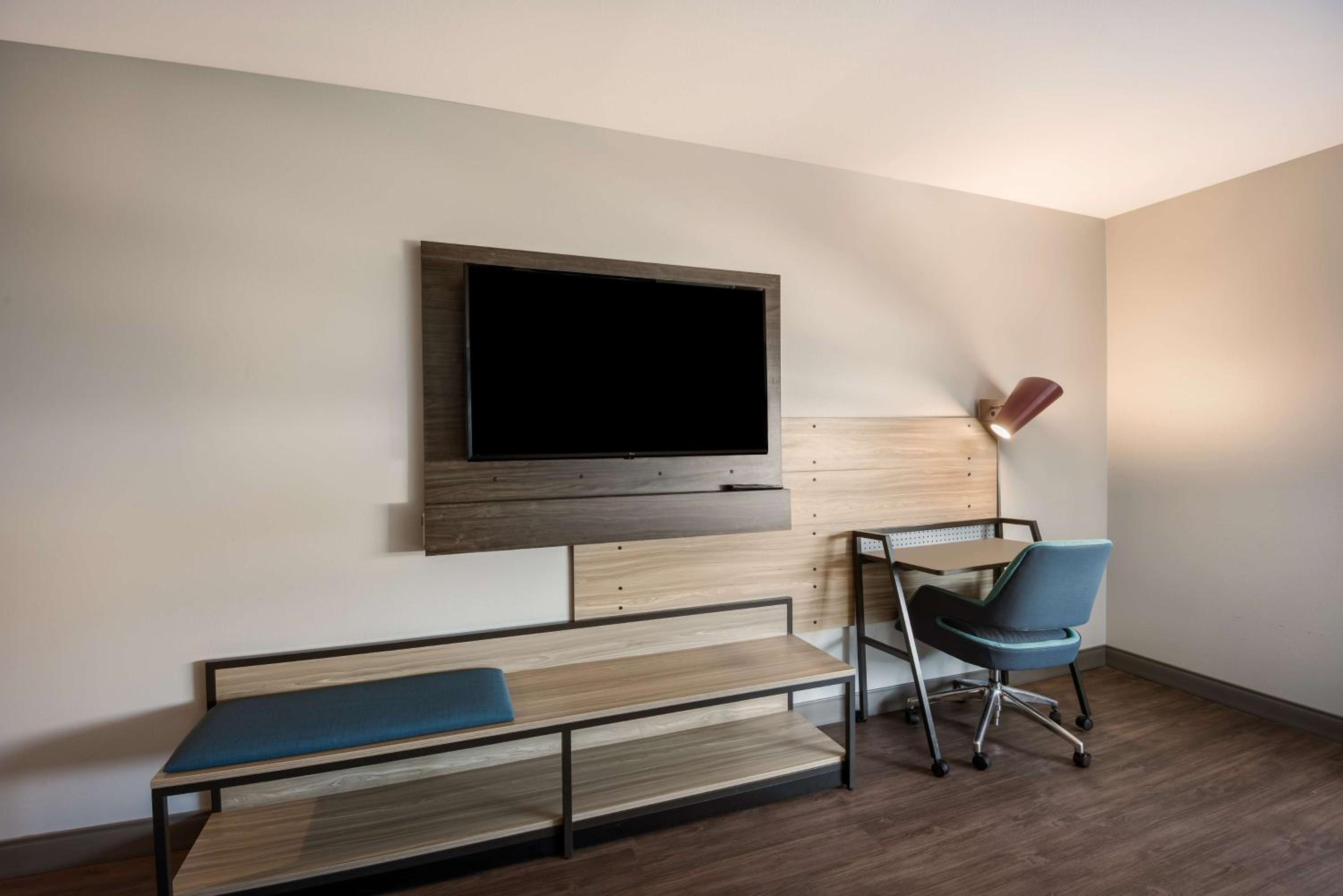 Queen Room with Two Queen Beds - Hearing Access - Photo 1