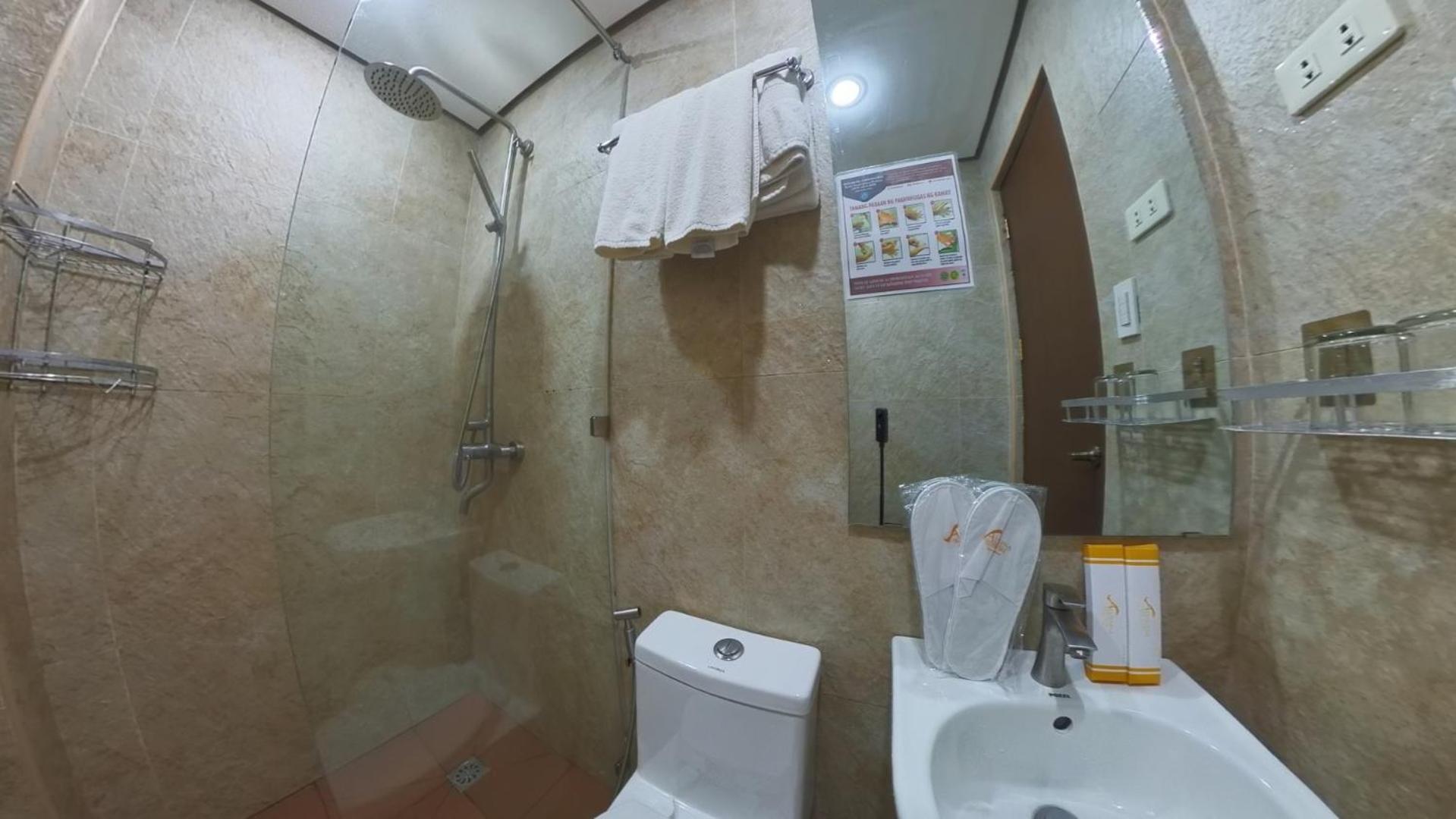 Deluxe Twin Room - Photo 6