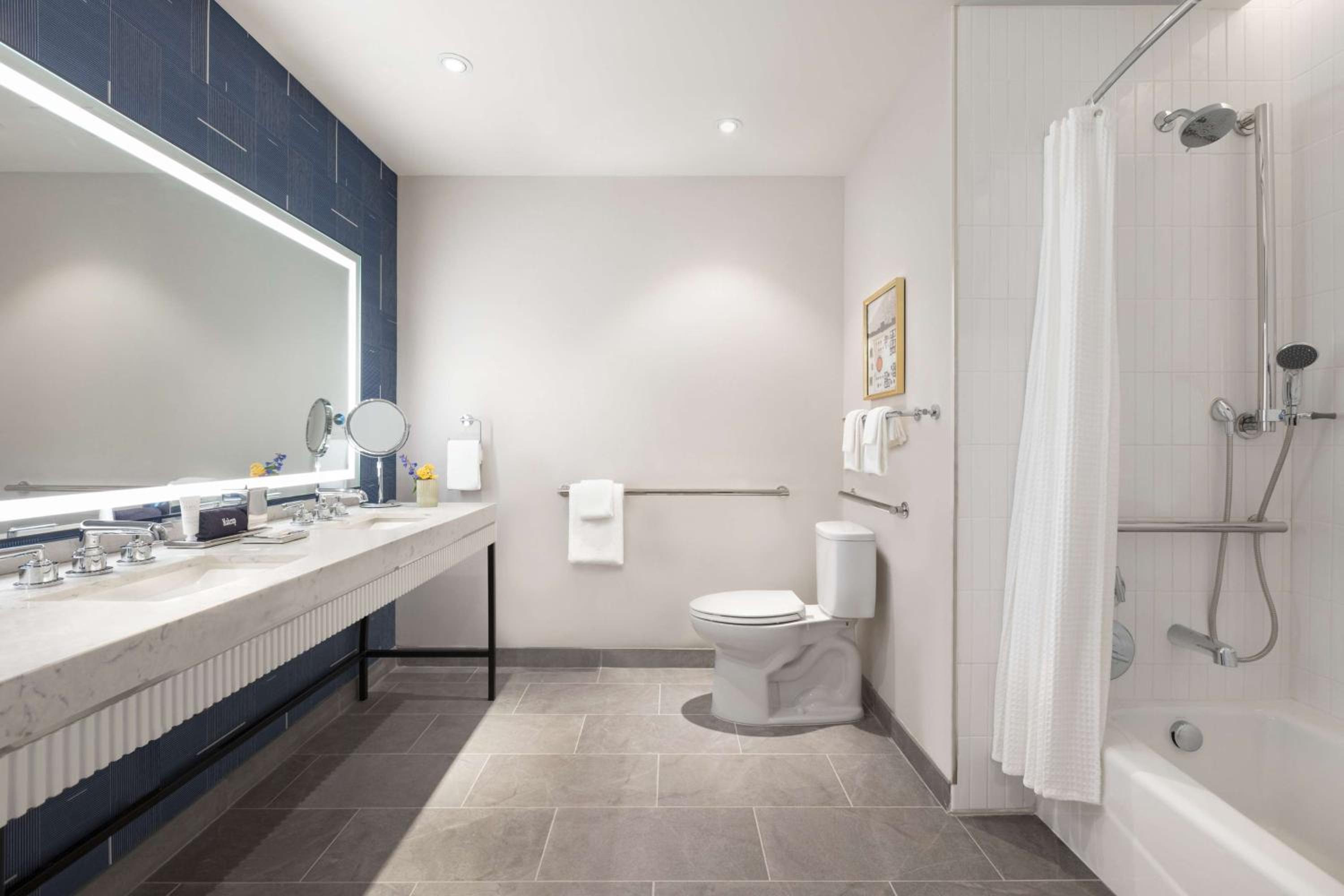 Queen Room with Two Queen Beds and Tub - Mobility/Hearing Access - Photo 6