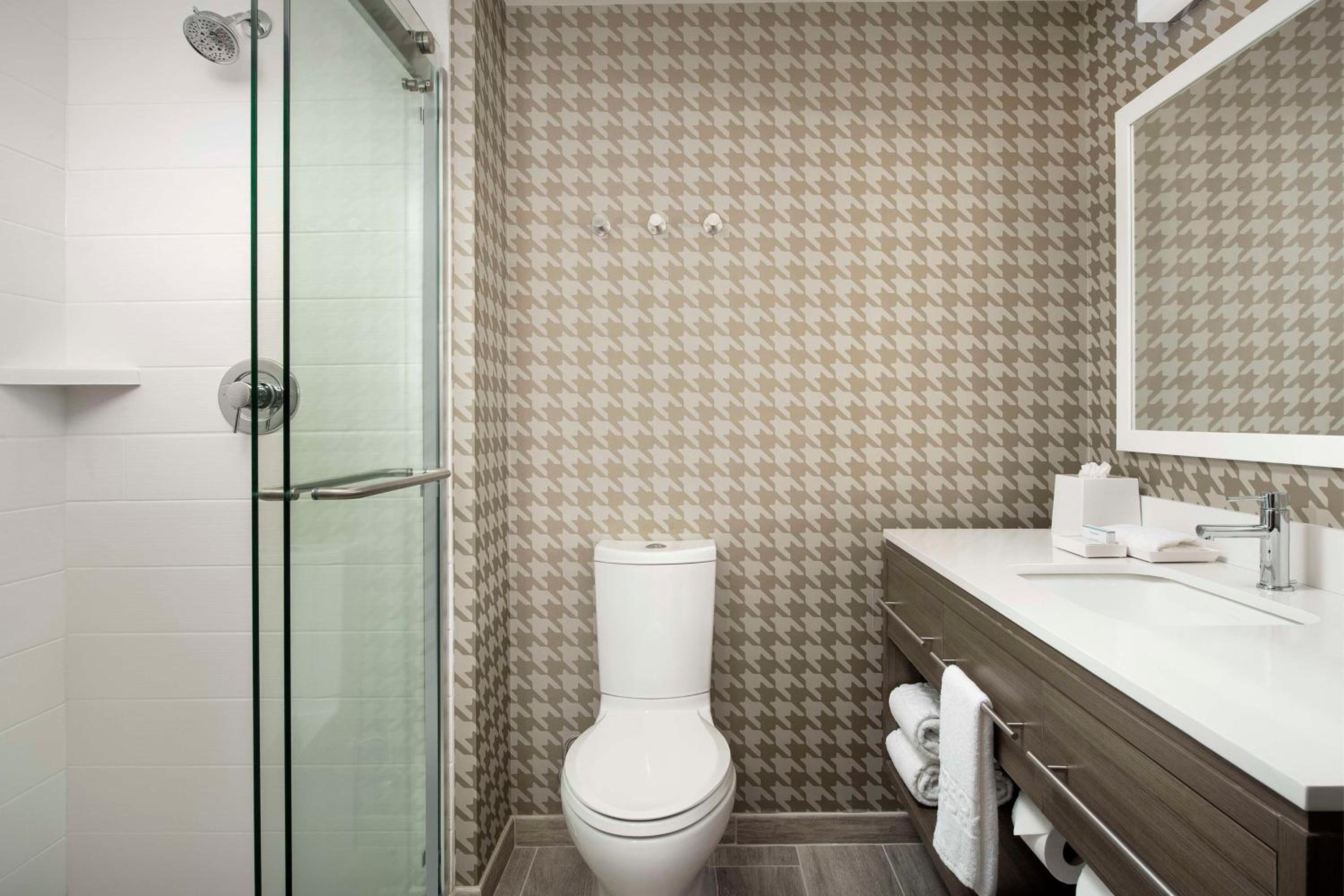 King Studio Suite - Non-Smoking - Photo 2