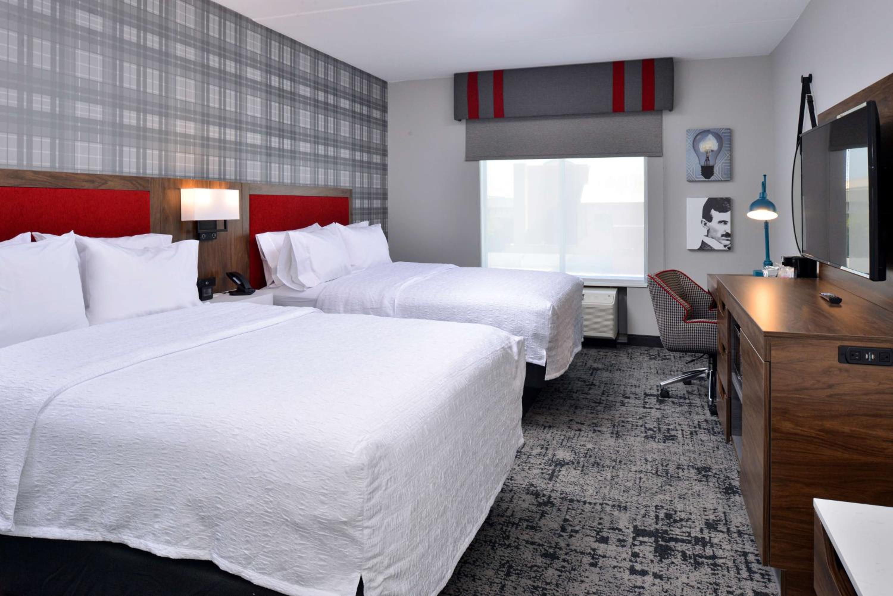 Queen Room with Two Queen Beds - Photo 1