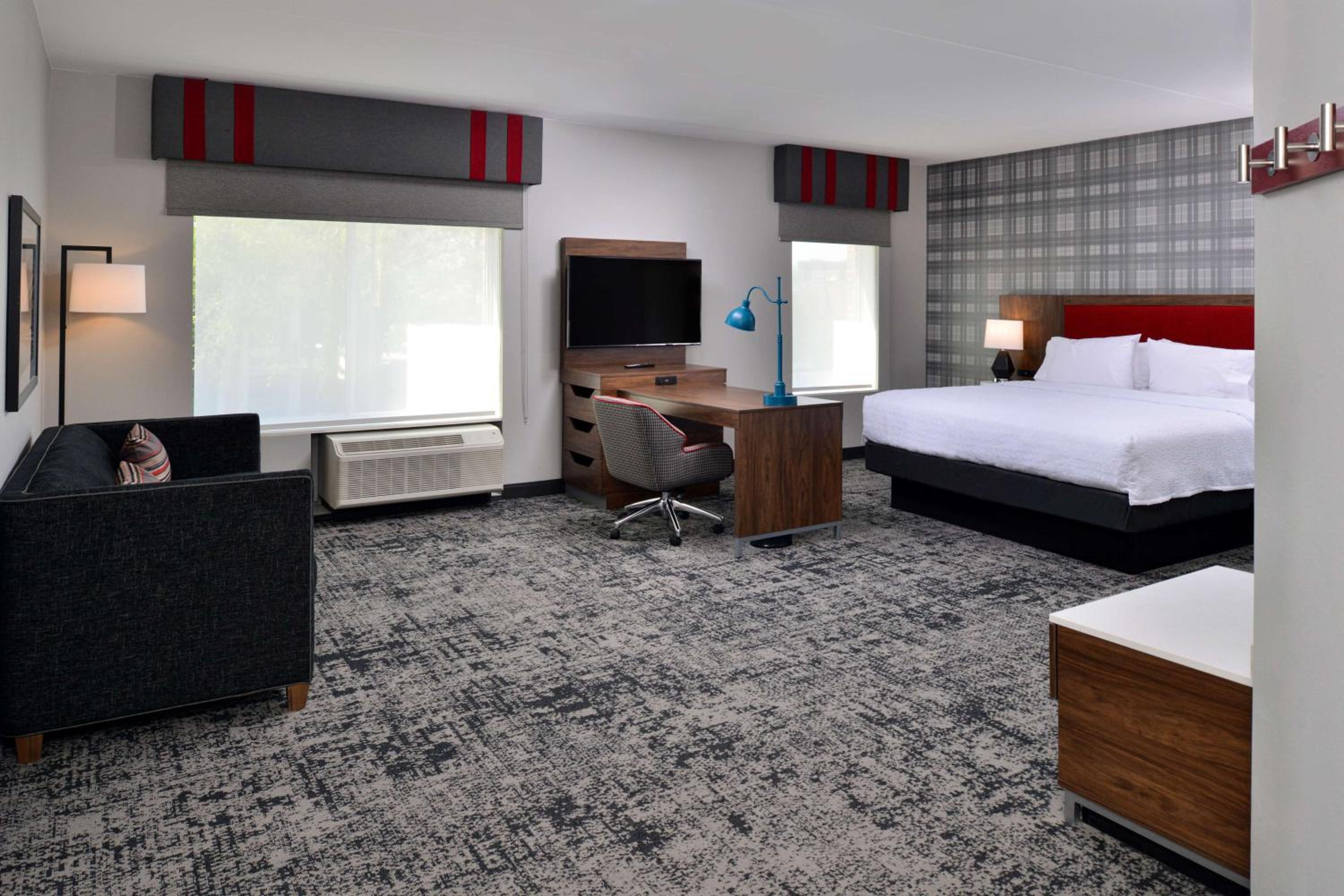 King Studio Suite with City View at Hampton Inn & Suites Greensboro Downtown, Nc in Greensboro
