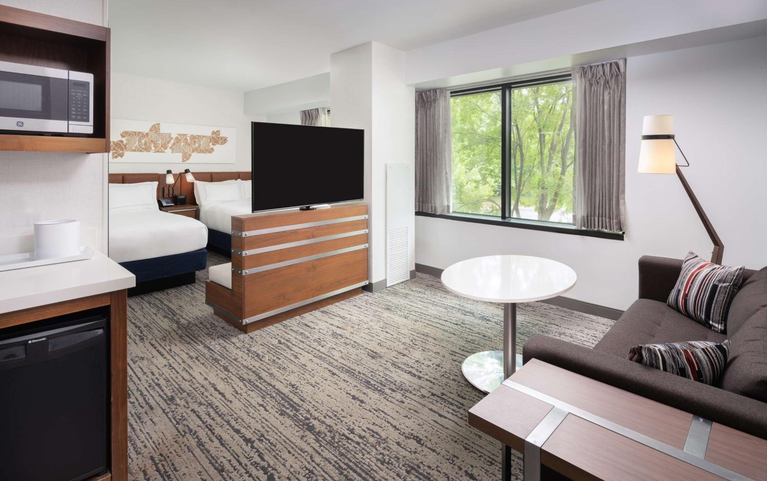 Double Room with Two Double Beds - Photo 4