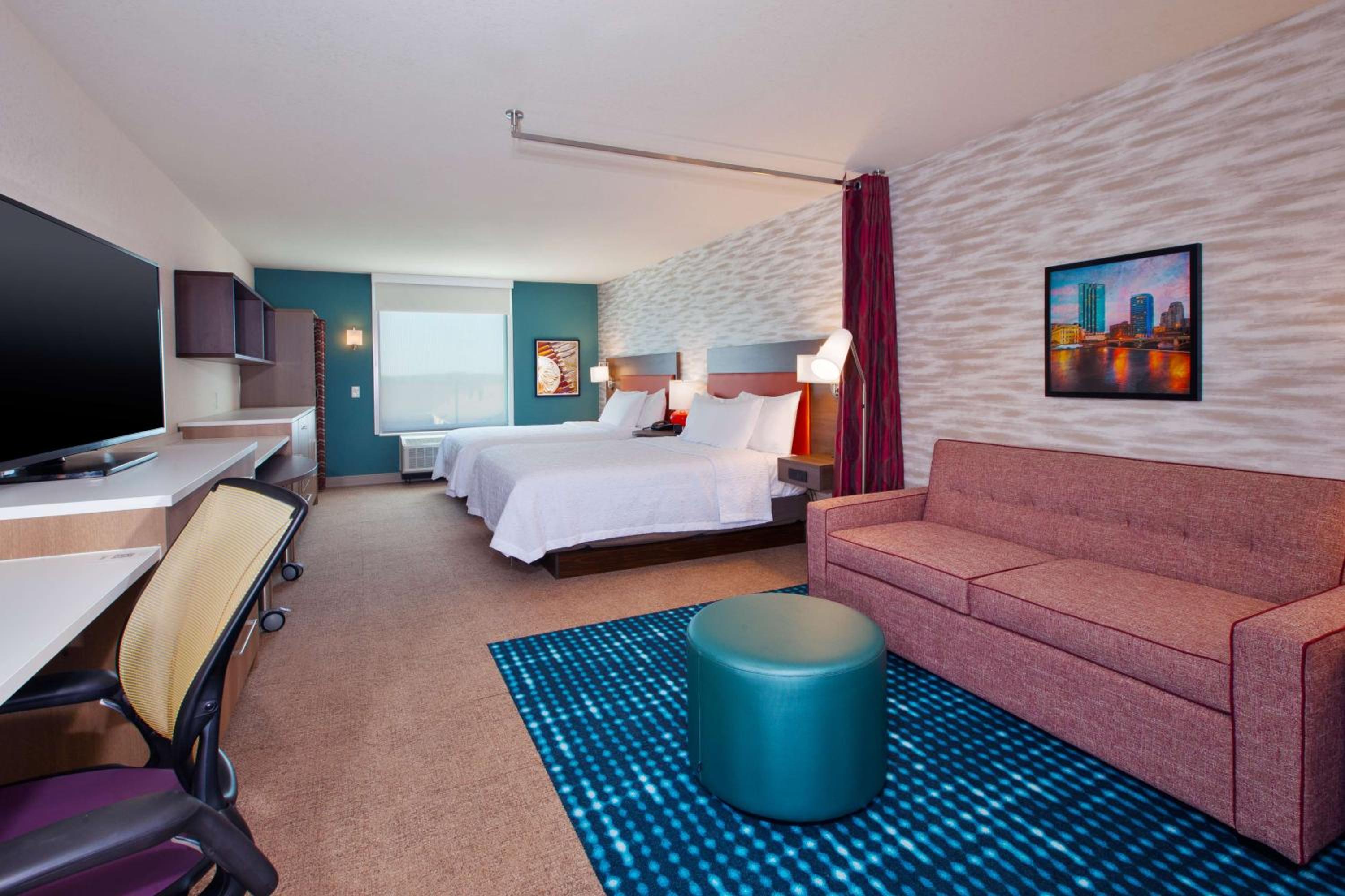 Studio Suite with Two Queen Beds - Photo 1