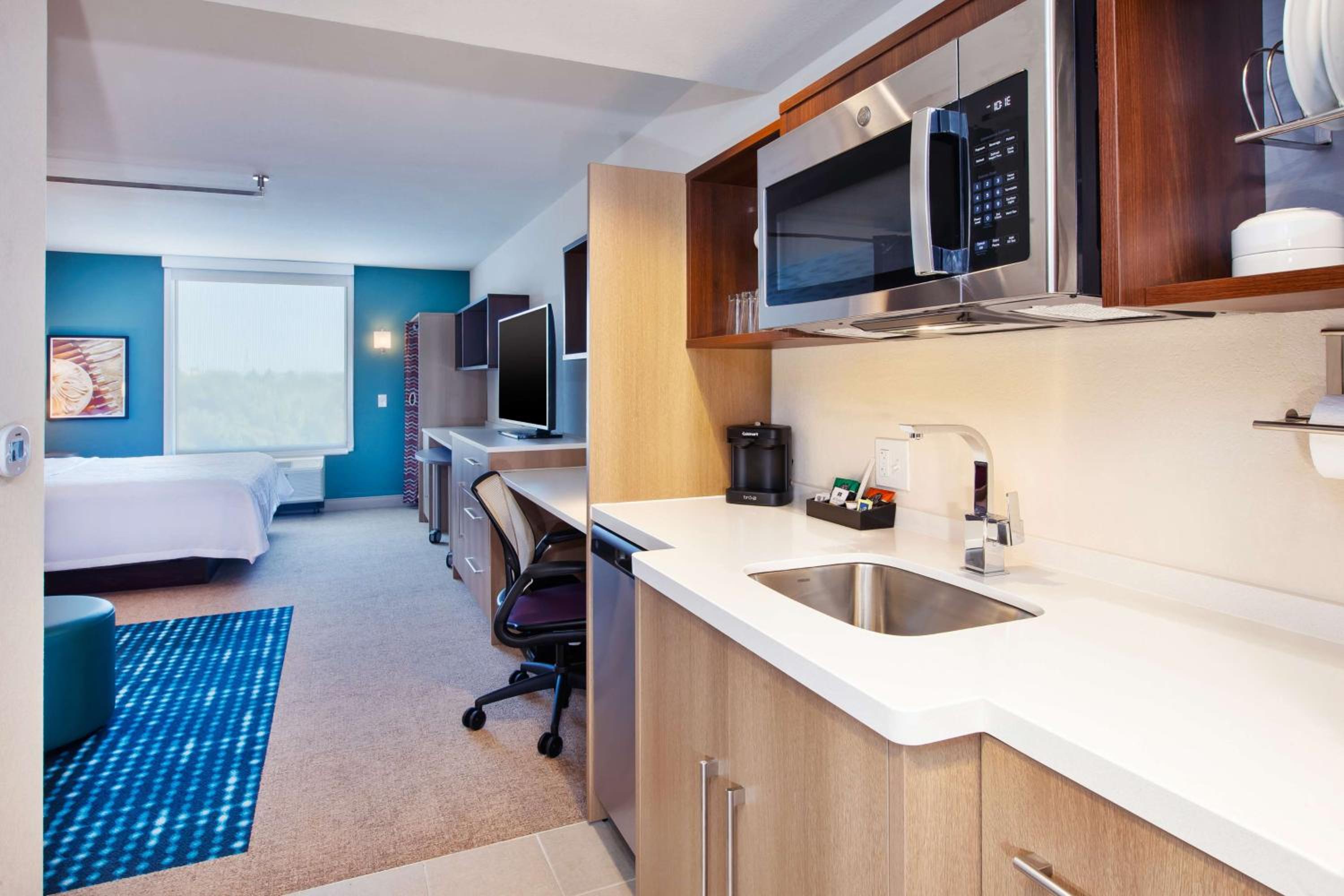 King Studio Suite - Photo 2
