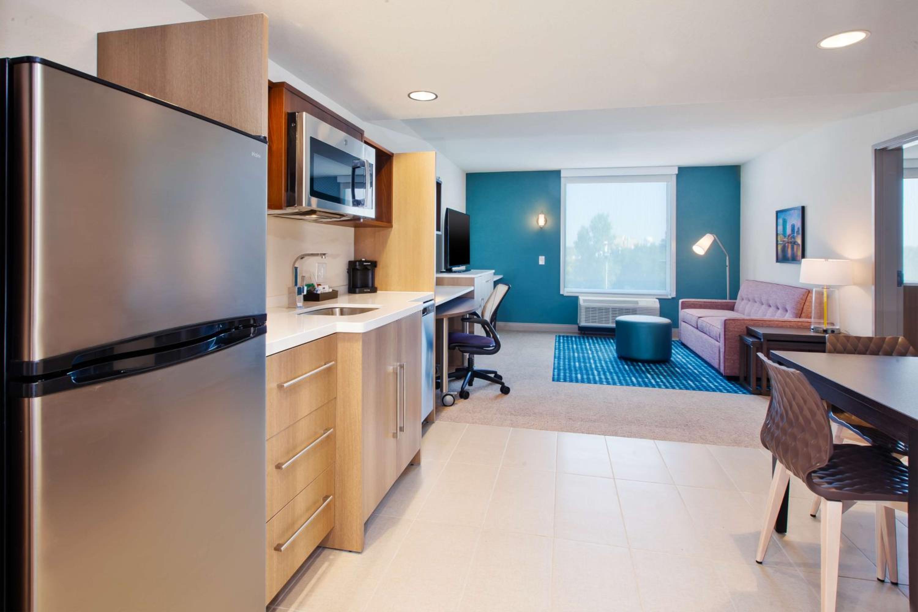 King Suite - Hearing Accessible - Photo 2