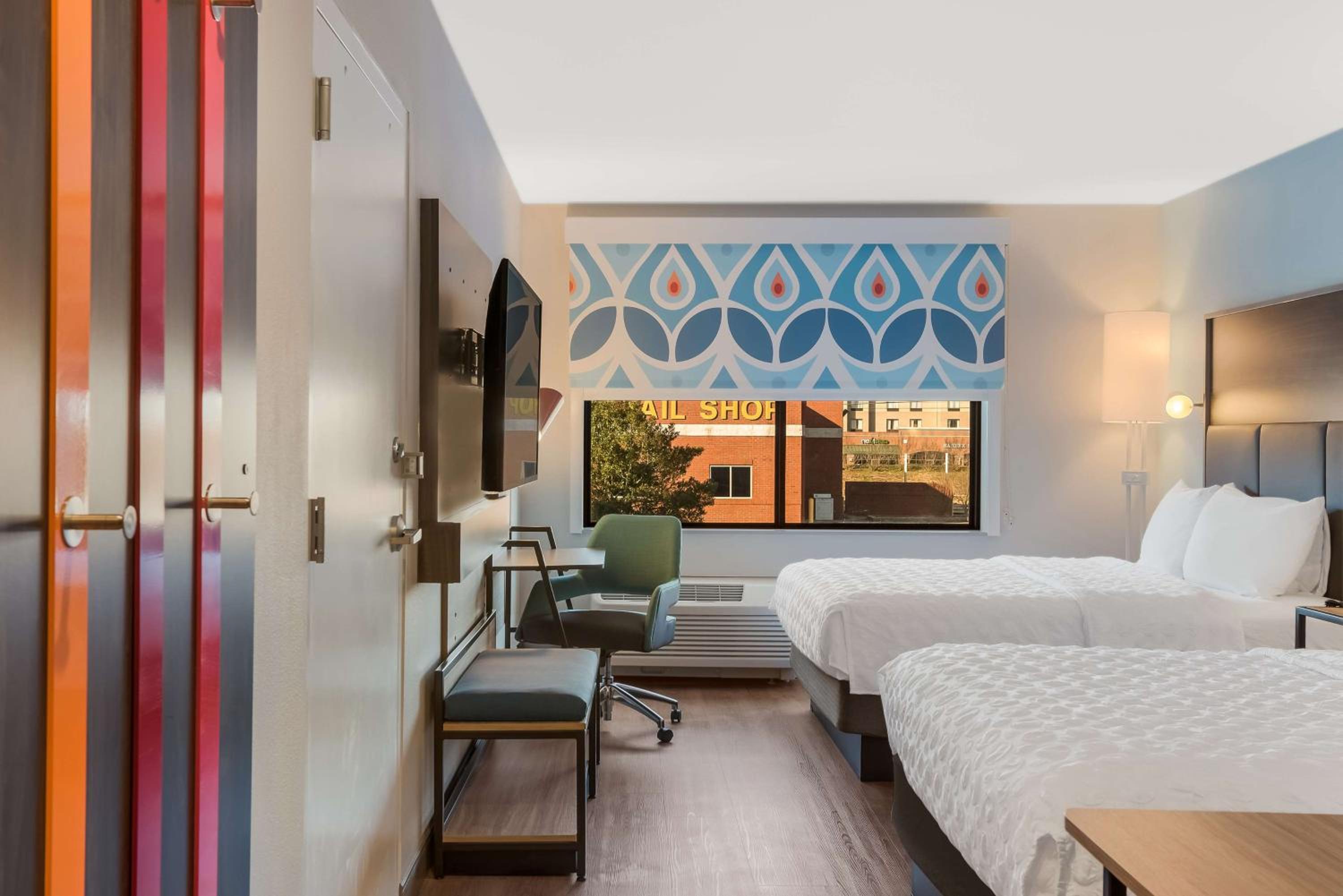 Queen Room with Two Queen Beds - Hearing Access - Photo 3